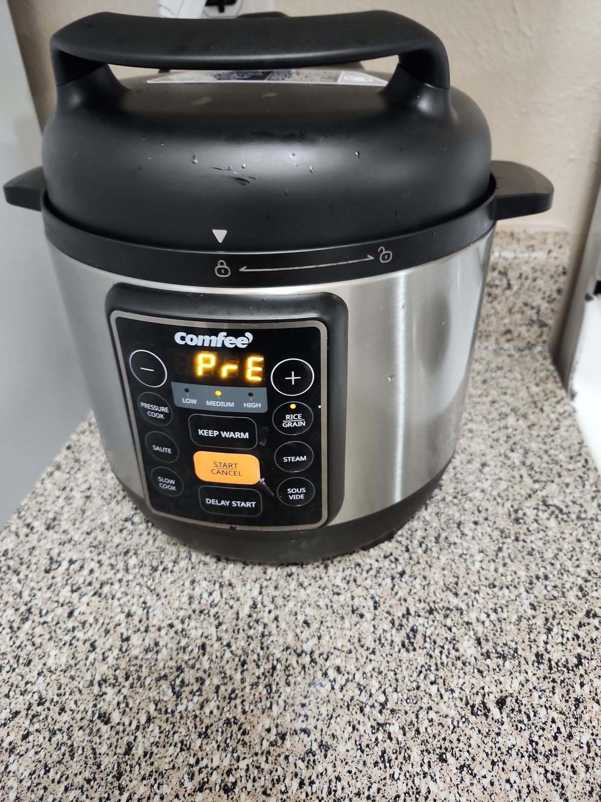 COMFEE' 12-in-1 Electric Pressure Cooker, Instant Multi, Non-Stick Pot, Yogurt Maker, Rice Cooker, Slow, Sauté Steamer, Pressure Cooker 6 Quart Black customer photo 2
