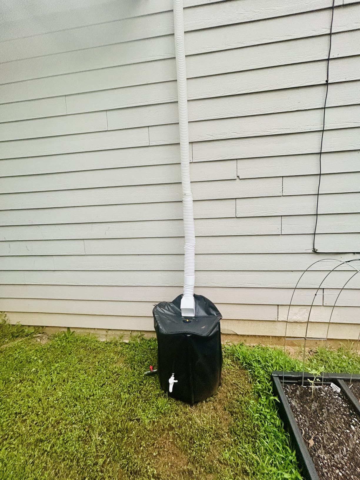 Collapsible Rain Barrel Water Storage Containers-53 Gallon Portable Rainwater Collect System Water Tank to Collect Rainwater from Gutter Downspout Water Catcher with Spigots,Filter＆Overflow Kits customer photo 2