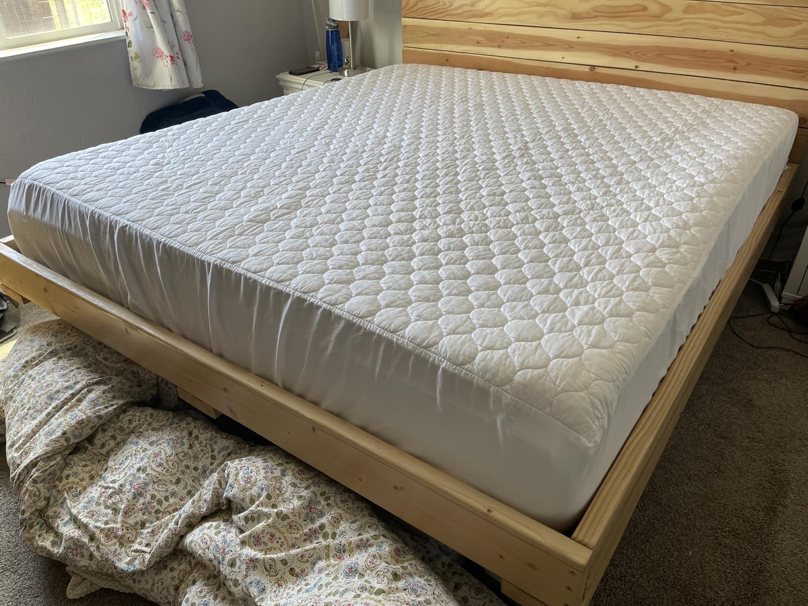 Bioweaves 100% Organic Cotton Mattress Pad Cover, GOTS Certified Cooling 300GSM Quilted Fitted Mattress Topper & Protector with Soft Cotton Wadding - White, 20 Inch Deep Pocket, Queen customer photo 1