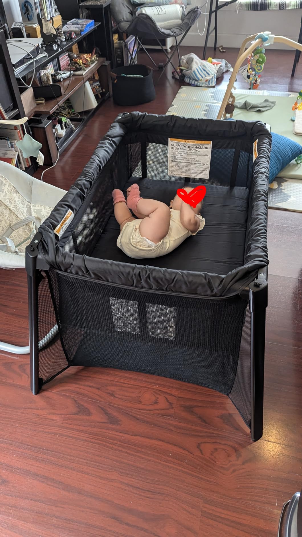 HARPPA Travel Crib with Comfy Pad, Lightweight Portable Crib Requires No Assembly, Foldable Pack and Play for Baby and Toddlers, Compact Play Yard with Bed,Gray customer photo 1