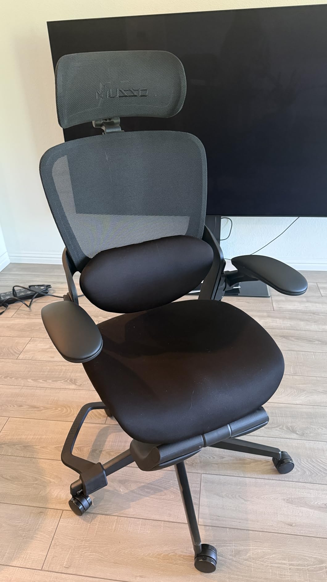 MUSSO E80 Petite Ergonomic Office Chair for Women, Small Frame Adjustable Desk Chair with 3D Lumbar Support, 4D Headrest, Footrest, 90 Degree Flip-Up Arms, 135 Degree Recline Mesh Computer Chair customer photo 1