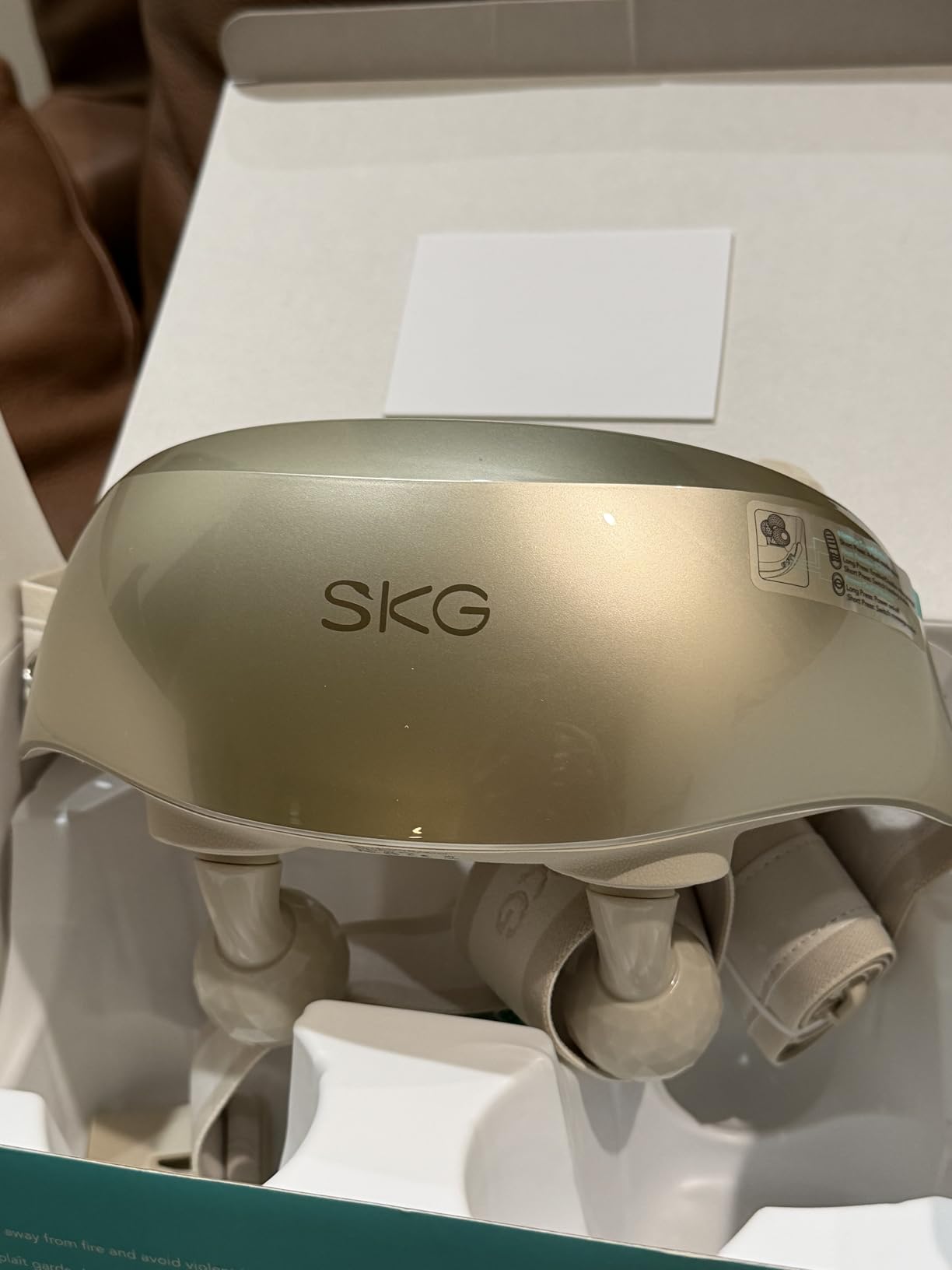 SKG HS500 FSA Eligible Cordless Neck Massager for Pain Relief Deep Tissue, Shiatsu Shoulder Massager with Heat, Massage Tools for Trapezius, Lymphatic Drainage, Relaxation Therapy, HSA Items customer photo 1
