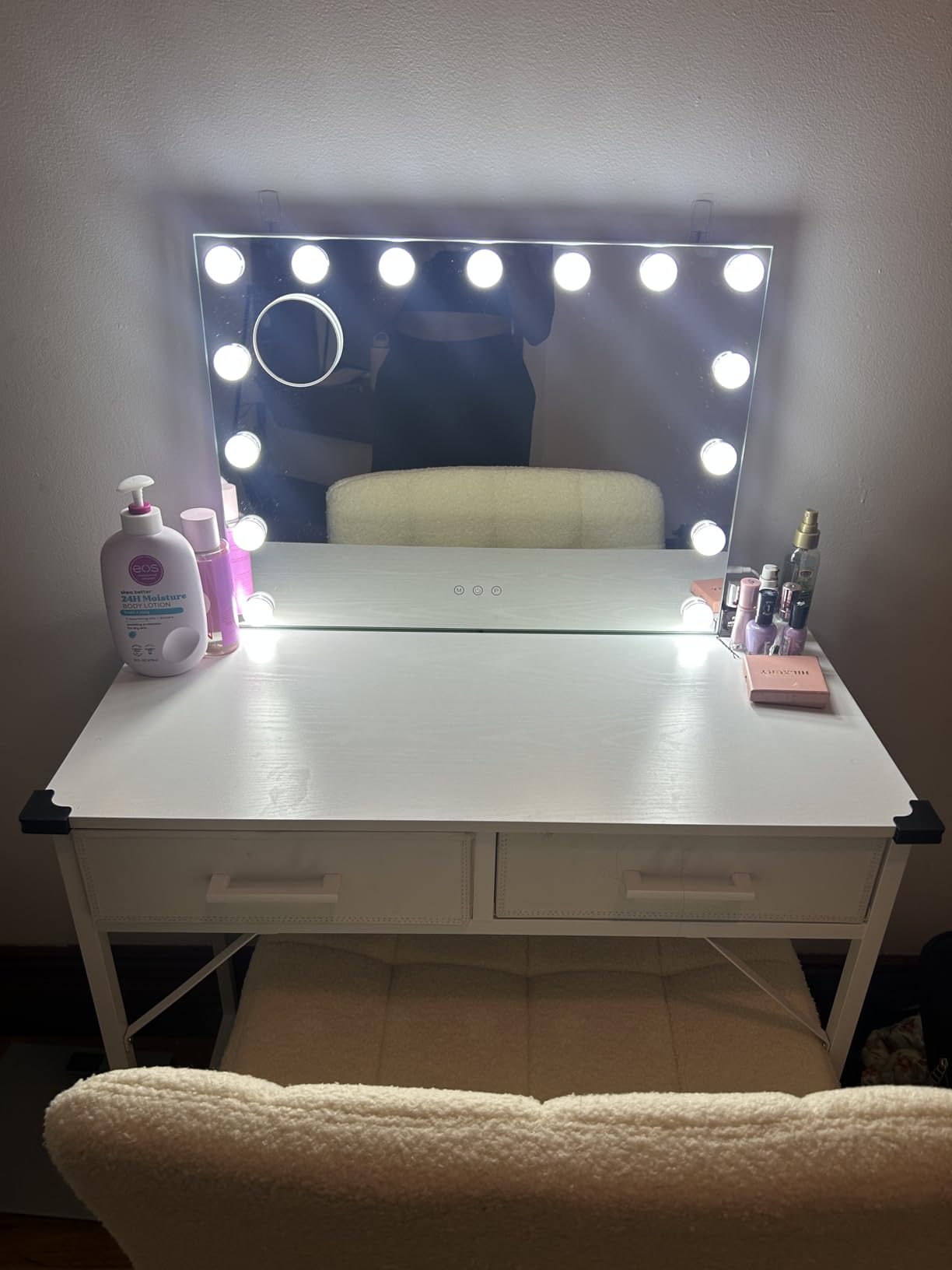 Hollywood Vanity Mirror with Lights, 15 Replaceable Bulbs, 3 Color Lights, Make Up Lighted Mirror, Aluminum Metal Frame, USB Charging Port(23
