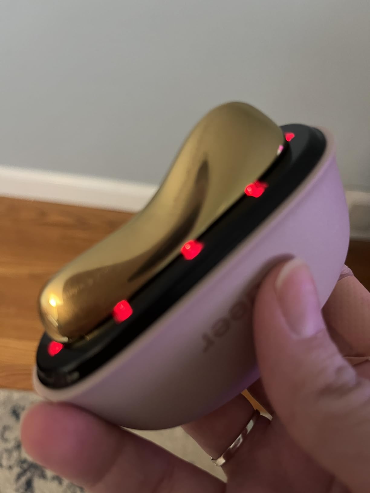 ZDEER GS5 LED Red Light Therapy for Face & Neck Massager Facial Care Device - Electric Gua Sha Brass Tool with Heat & Vibration customer photo 1