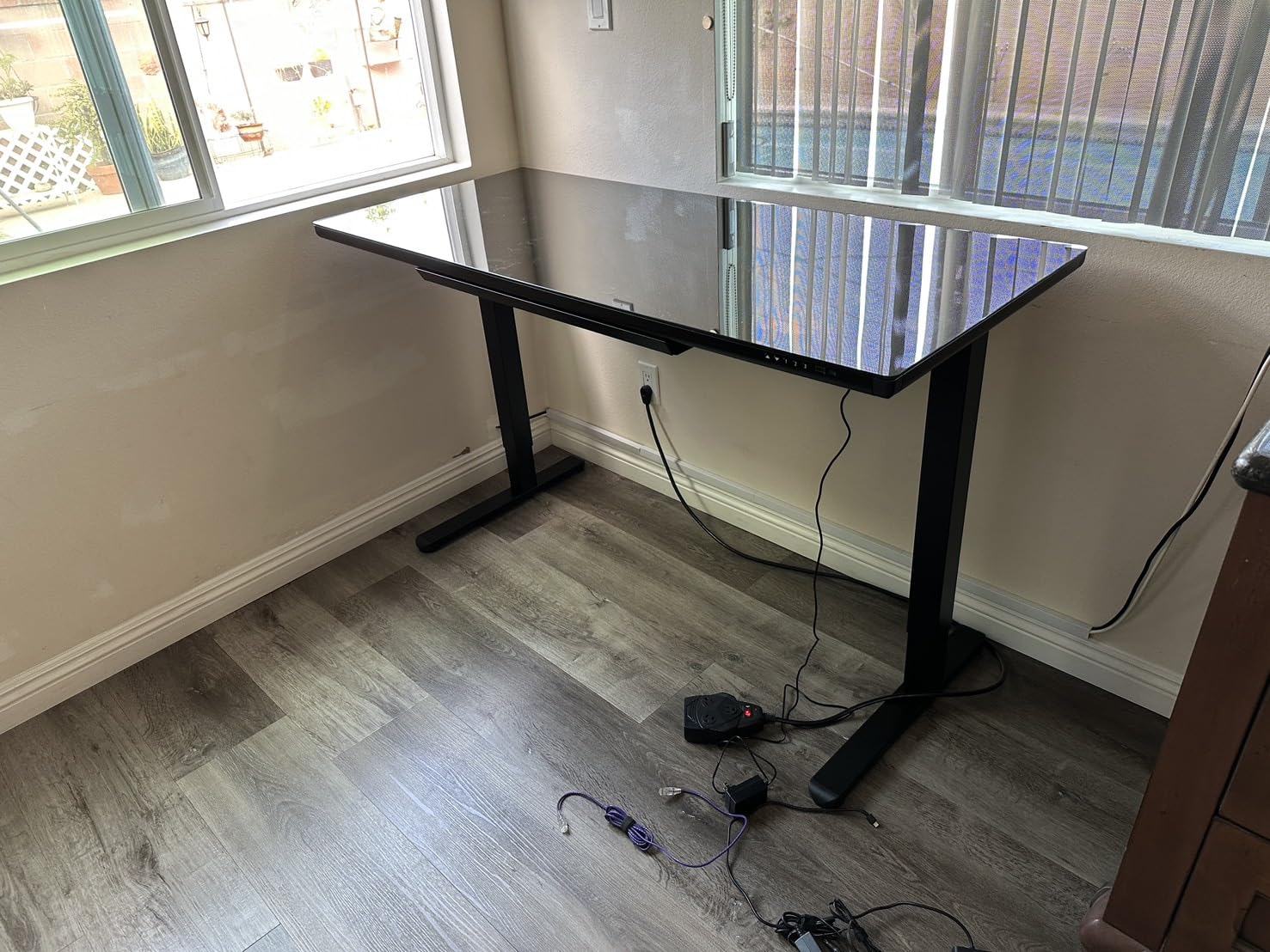 Furmax Electric Standing Desk with Drawers, Adjustable Height Sit Stand Desk with One-Piece Bamboo Desktop & USB Charging Port, 55 Inch customer photo 1