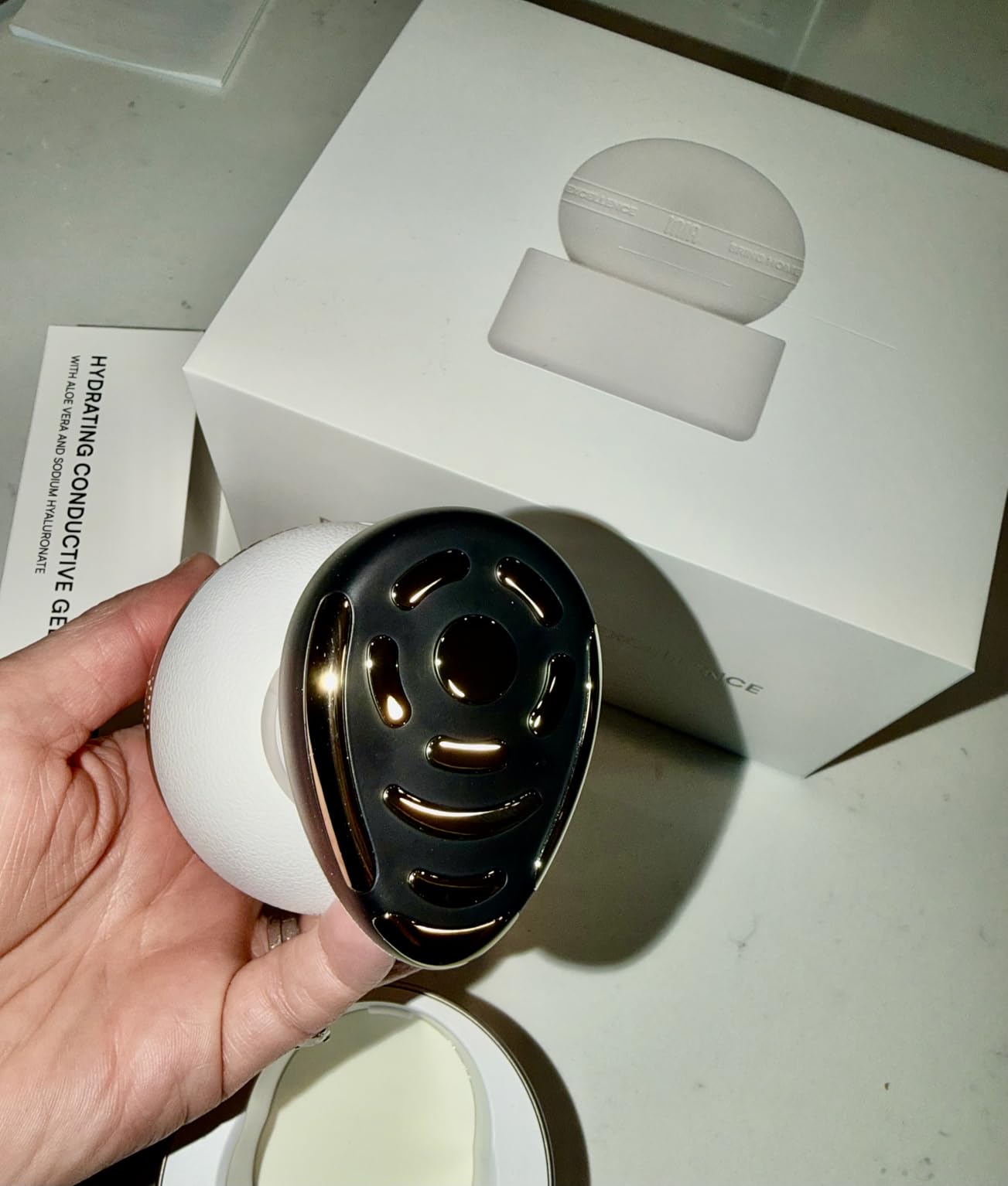 INIA SPHERA Upgraded 8-in-1 Microcurrent Facial Device for Face & Neck - Red Light, Thermal & Cooling Beauty Tool, 5 Custom Modes, At-Home Skin Stimulation & Glow Care Skincare Tool customer photo 2