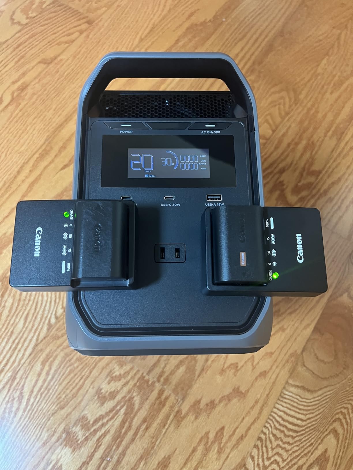 EF ECOFLOW Portable Power Station Delta 3 Classic, 1024Wh LiFePO4 Battery, 1800W AC/100W USB-C Output, 1 Hr Fast Charge, Solar Generator for Home Backup, Camping & RVs (Solar Panel Optional) customer photo 2