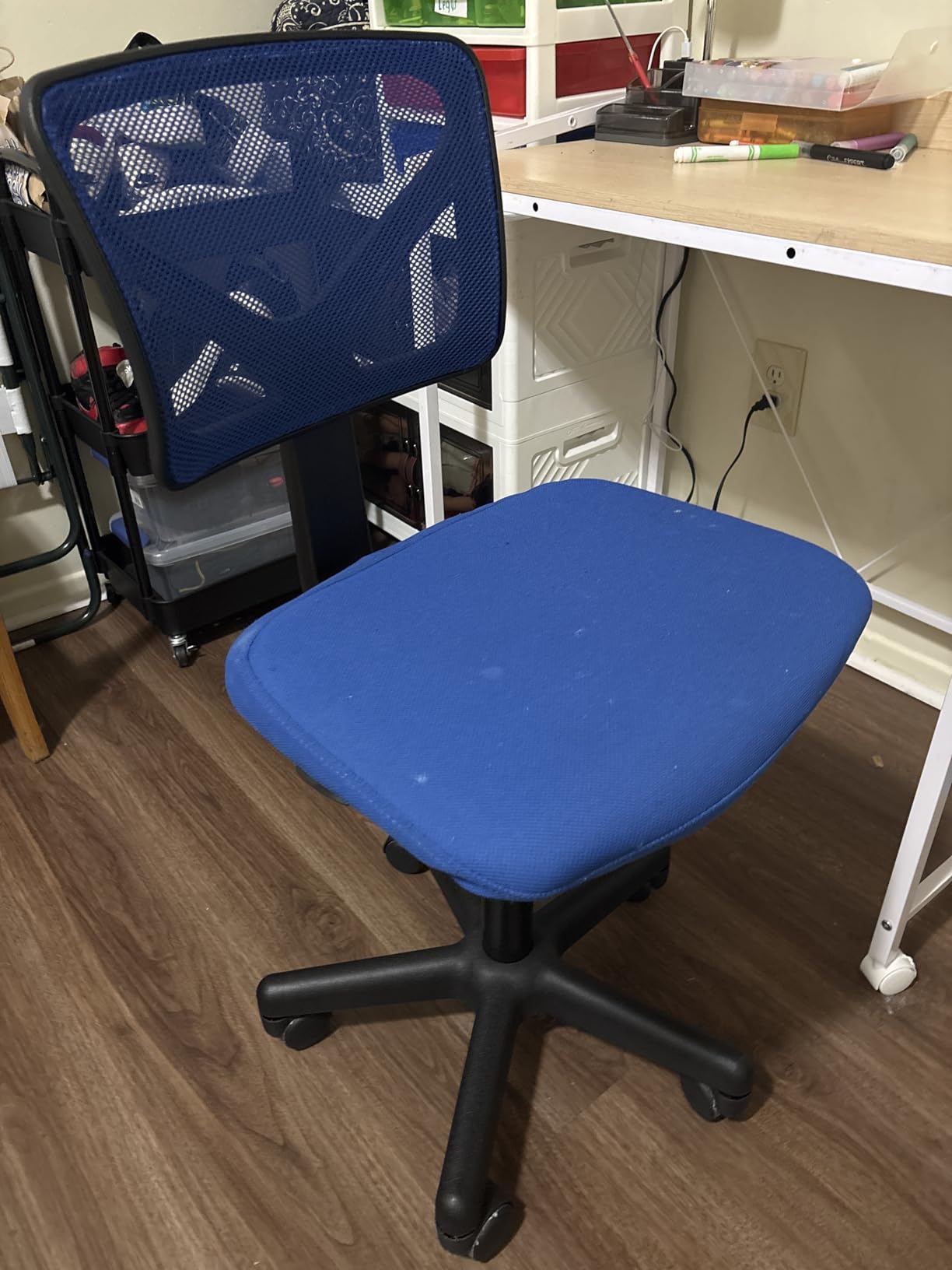 Sweetcrispy Small Office Desk Chair, Ergonomic Low-Back Mesh Rolling Work Swivel Chairs with Wheels, Armless Comfortable Seat Lumbar Support for Home, Bedroom, Study, Student, Adults, Classic Black customer photo 2