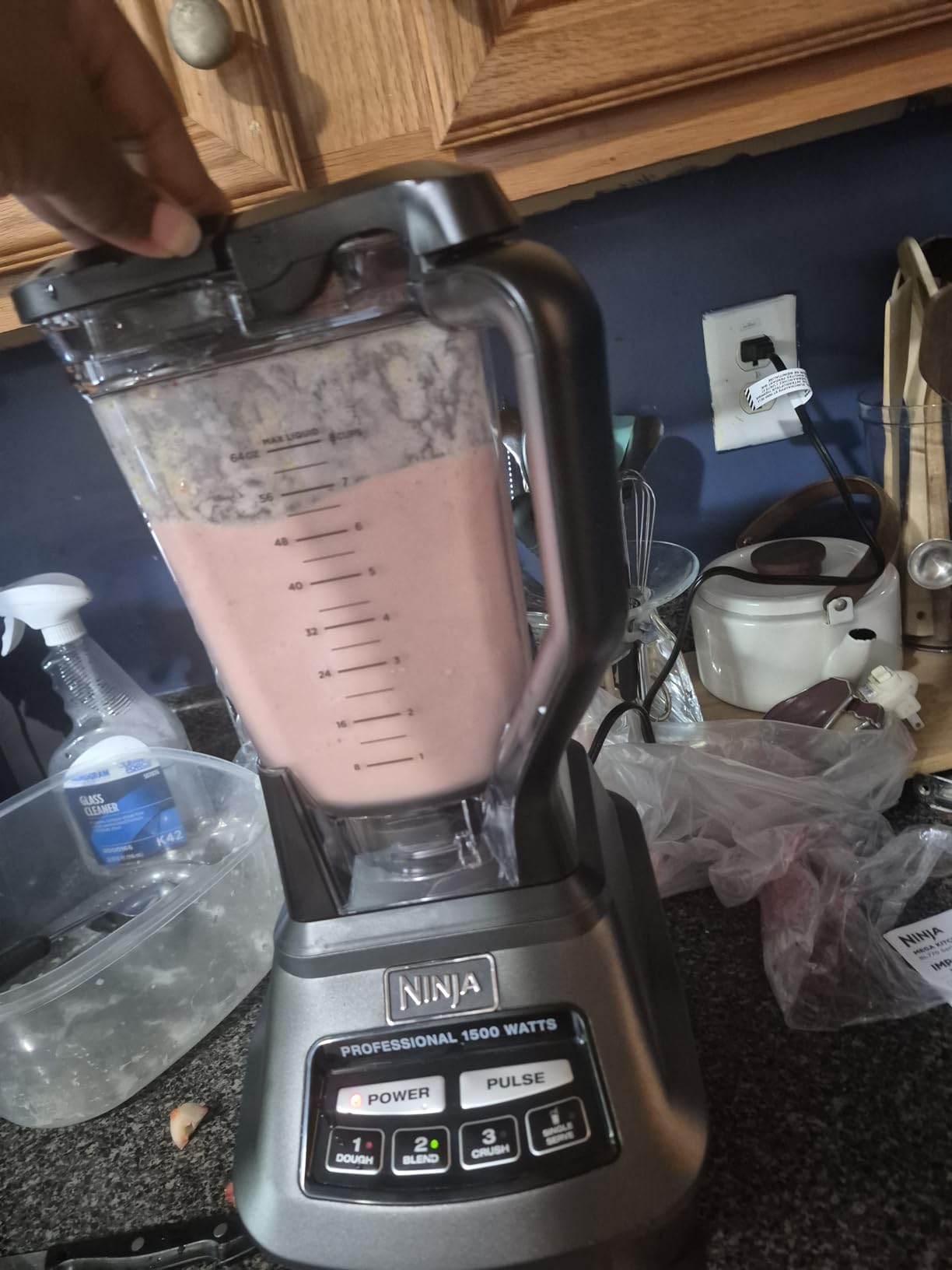 Ninja BlendPro Kitchen System, 72 oz Full-Size Blender, 5-Cup Food Processor & 18 oz To-Go Cup, 1200 Watt, BO402 customer photo 1