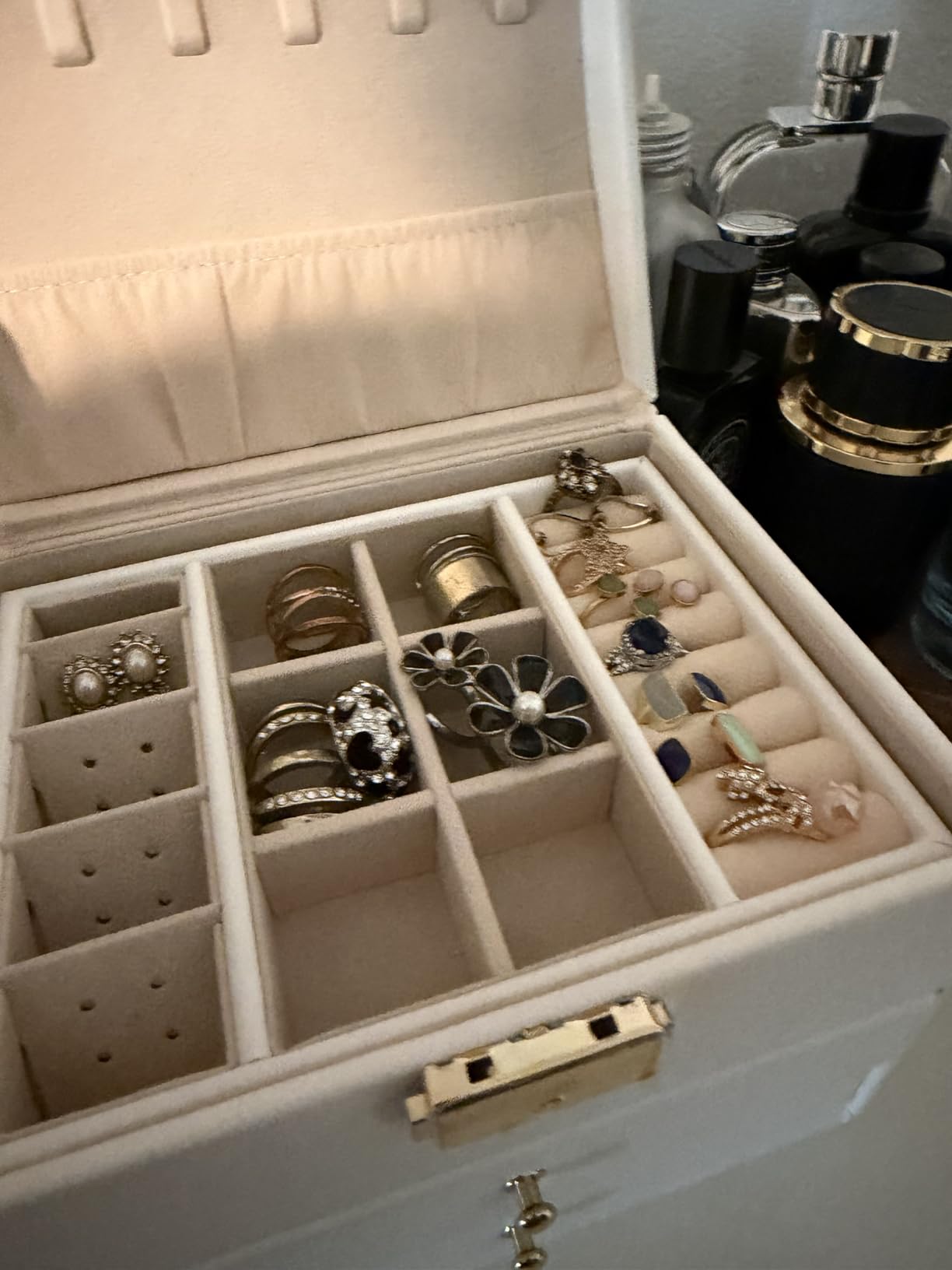 Homde Mothers Day Gifts Small Girls Jewelry Box with Lock: 3 Layer Organizer with Removable Tray - Storage for Ring Necklace Earring - Birthday & Return Gifts for Young Women (Cloud White) customer photo 1