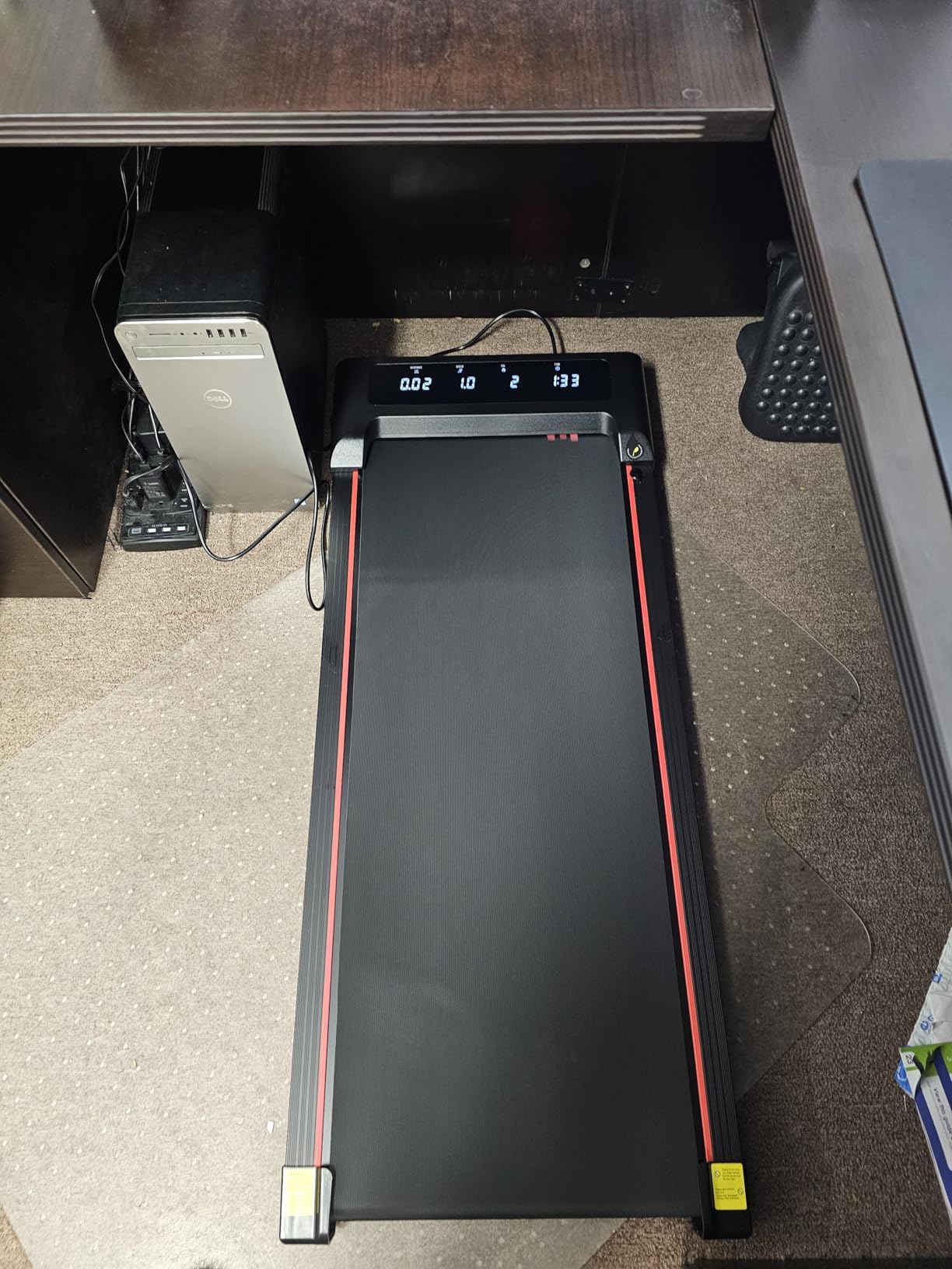 Walking Pad with 10% Incline Treadmills for Home, 4 in 1 6.2MPH Walking Pad Under Desk Treadmill with Full Screen LED Display, 2.75HP Brushless Drive, 12 HIIT Programs, 350 LBS Weight Capacity customer photo 1
