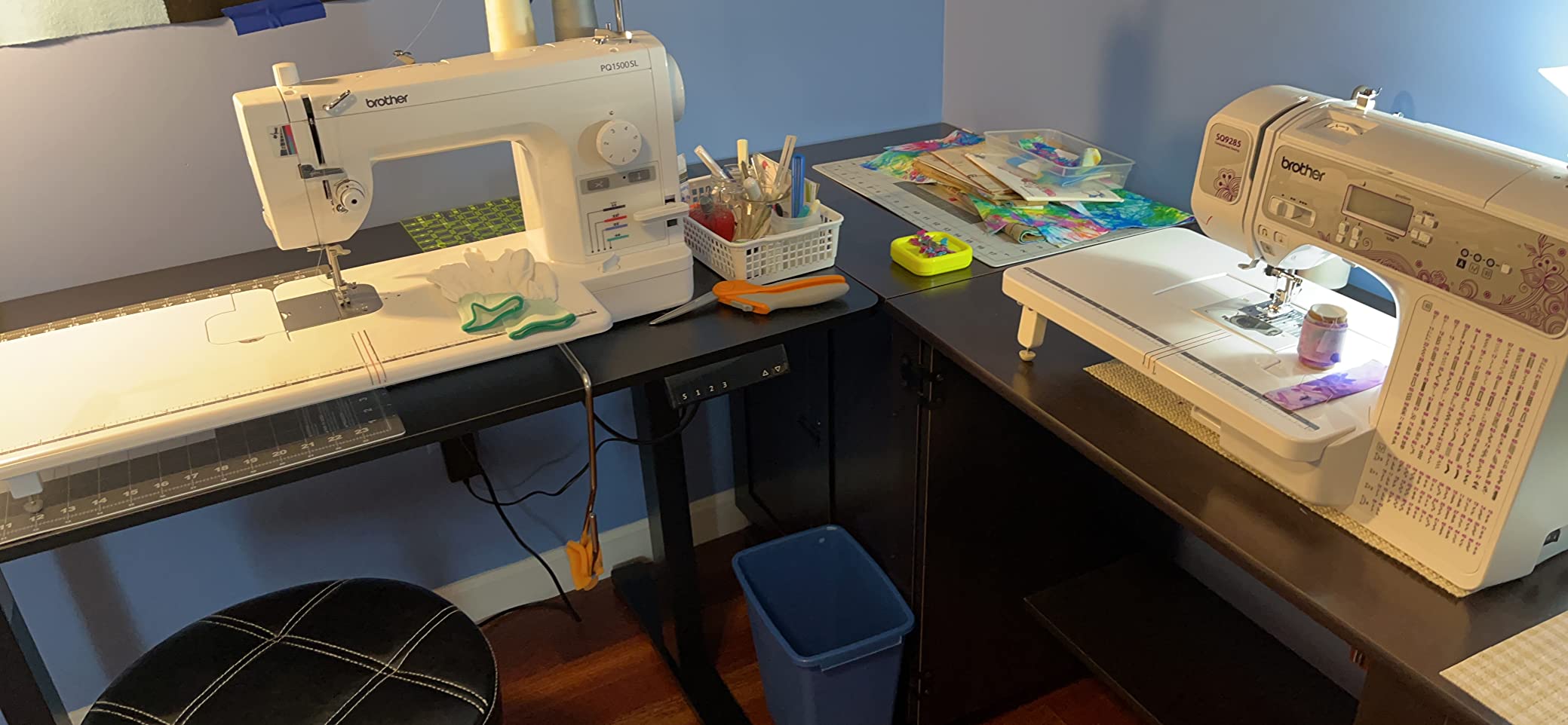 Cubiker Standing Desk, 32