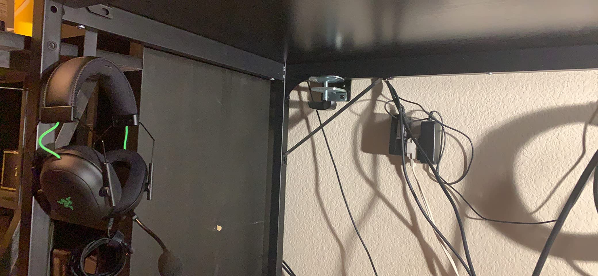 Cubiker Standing Desk, 32
