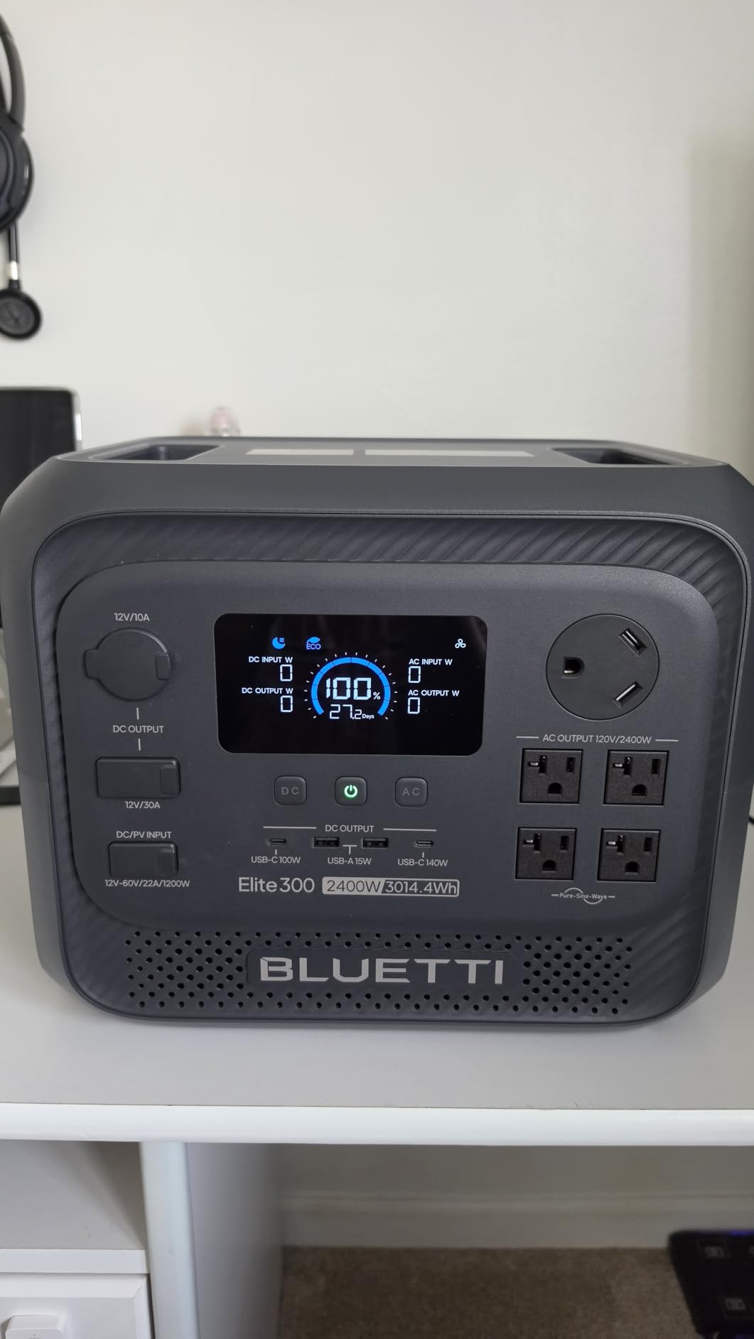 BLUETTI Elite 300 Portable Power Station, 3014Wh LiFePO4 Battery Backup, 2400W Solar Generator (4800W Surge), 3kWh Compact Home Backup & RV Power with TT-30 RV Port & 12V/30A DC customer photo 2