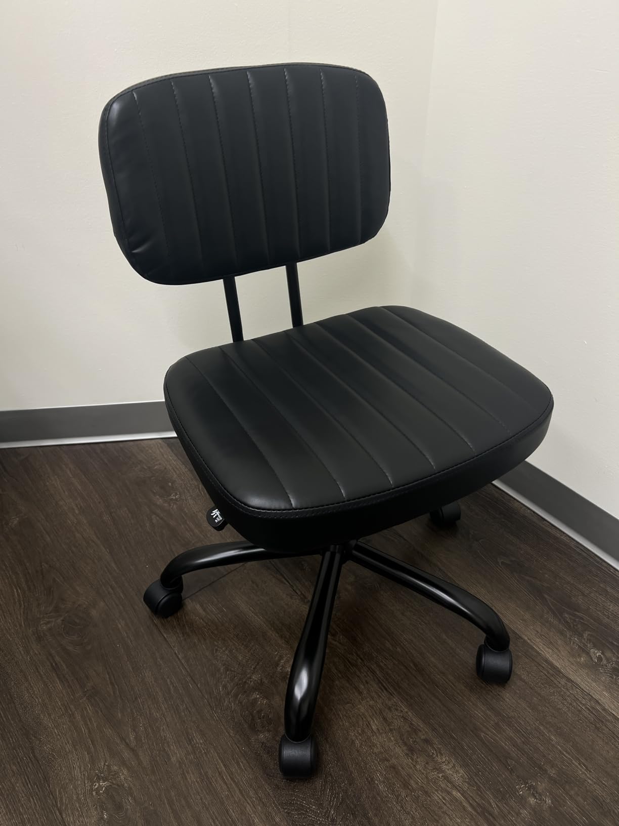 DUMOS Armless Home Office Executive Chair - Small Desk Chair with Low Back Lumbar Support, Height Adjustable PU Leather Computer Task Chair with 360° Swivel Wheels, for Adults, Blue customer photo 1