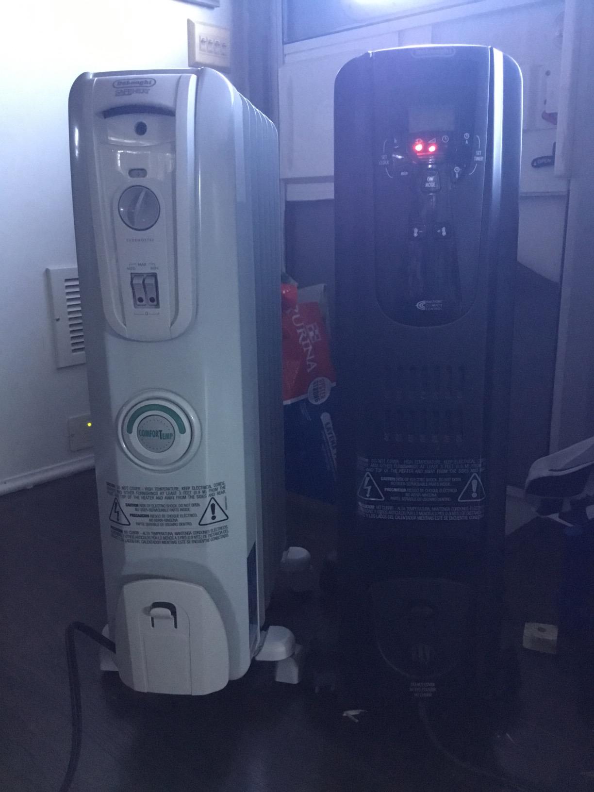 De'Longhi Oil filled Radiator Heater, 1500W Electric Space Heater for indoor use, portable room heater, Energy Saving, full room like office and bedroom with safety features, EW7707CM customer photo 1