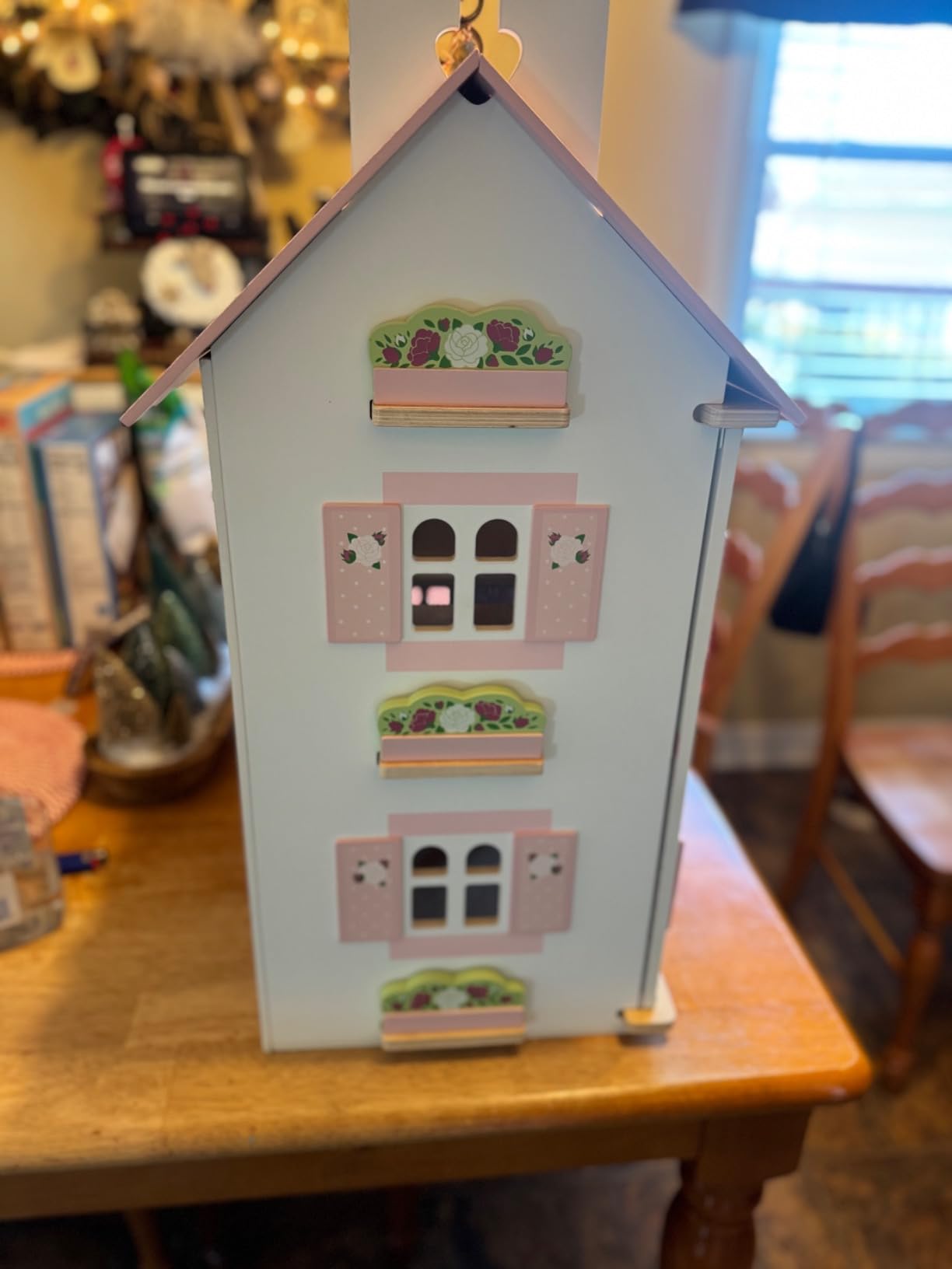Le Toy Van Iconic Sophie's Large Wooden Doll House | Dream House Wooden Dolls House Play Set | Great As A Gift | Suitable for Ages 3+ customer photo 1
