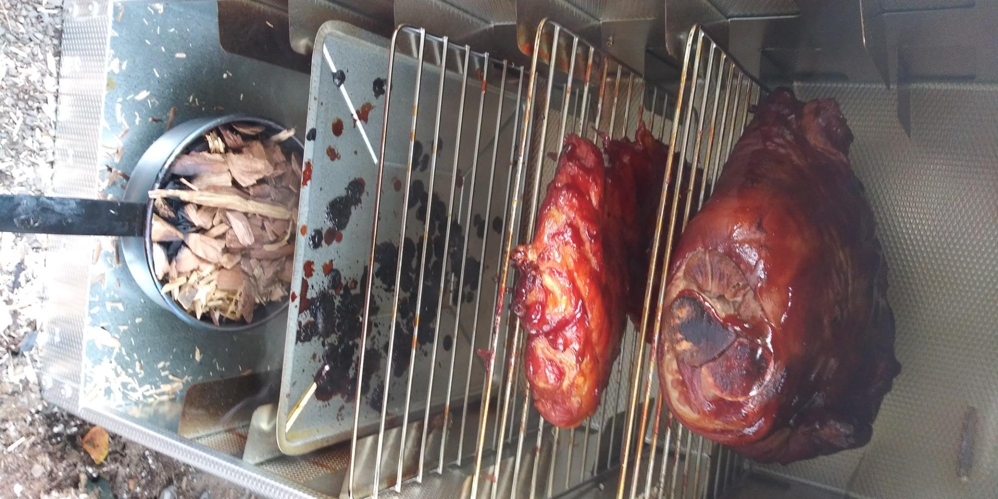 Smokehouse Little Chief Front Load Smoker customer photo 2