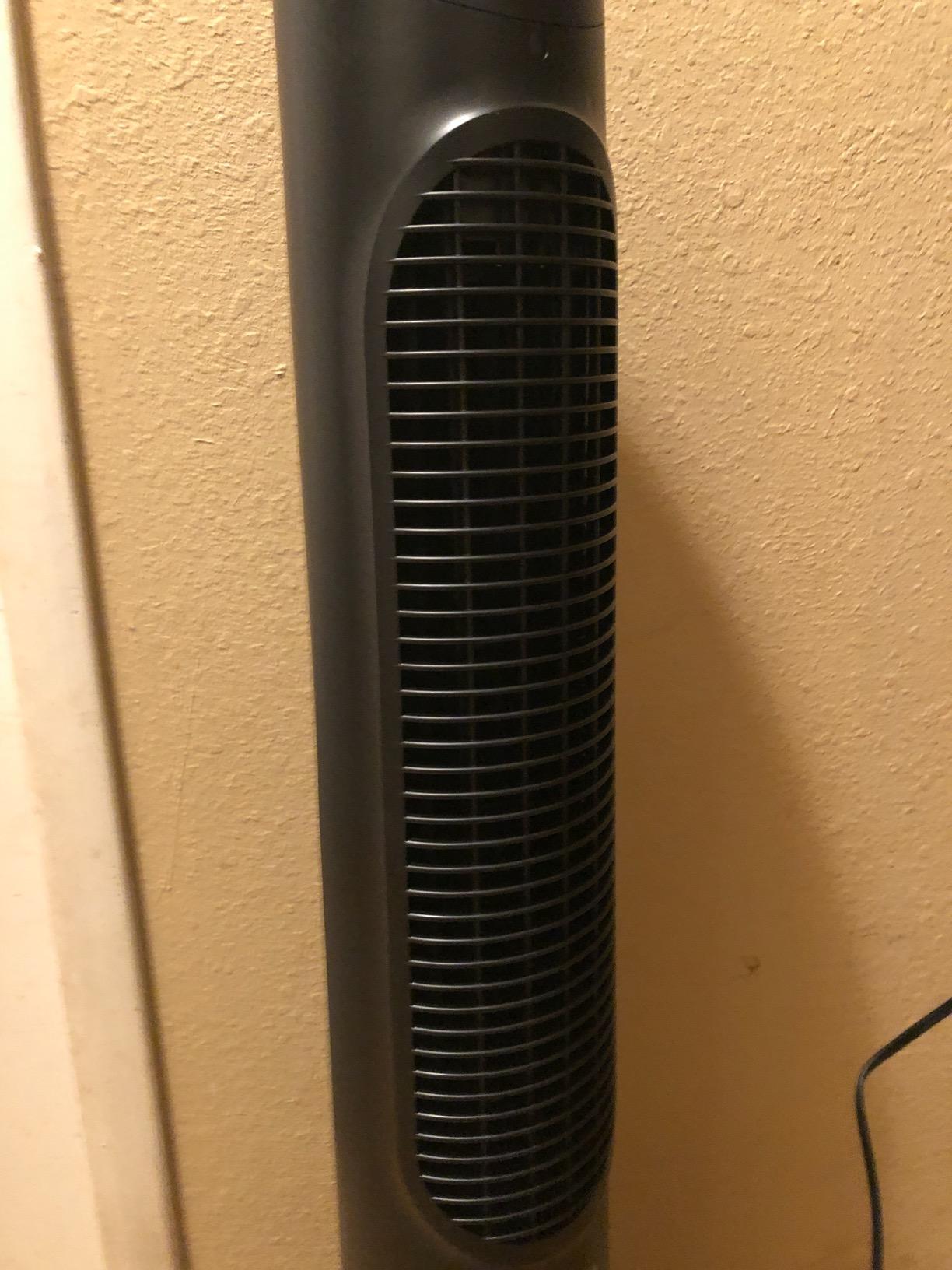 Honeywell QuietSet Whole Room Tower Fan, Oscillating Tower Fan with Remote, Black, HYF290B customer photo 1