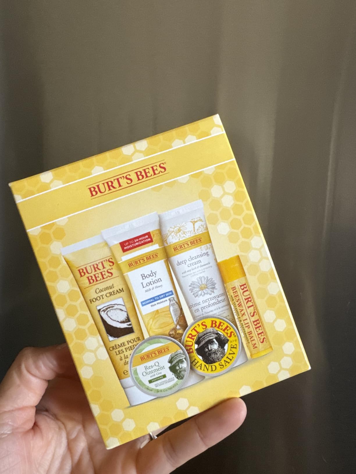 Burt's Bees Mama Gift Set, Includes Lip Balm, Leg and Foot Cream, and Belly Butter, Natural Origin Skin Care, 0.15 oz./3.38 oz./6.5 oz. customer photo 1