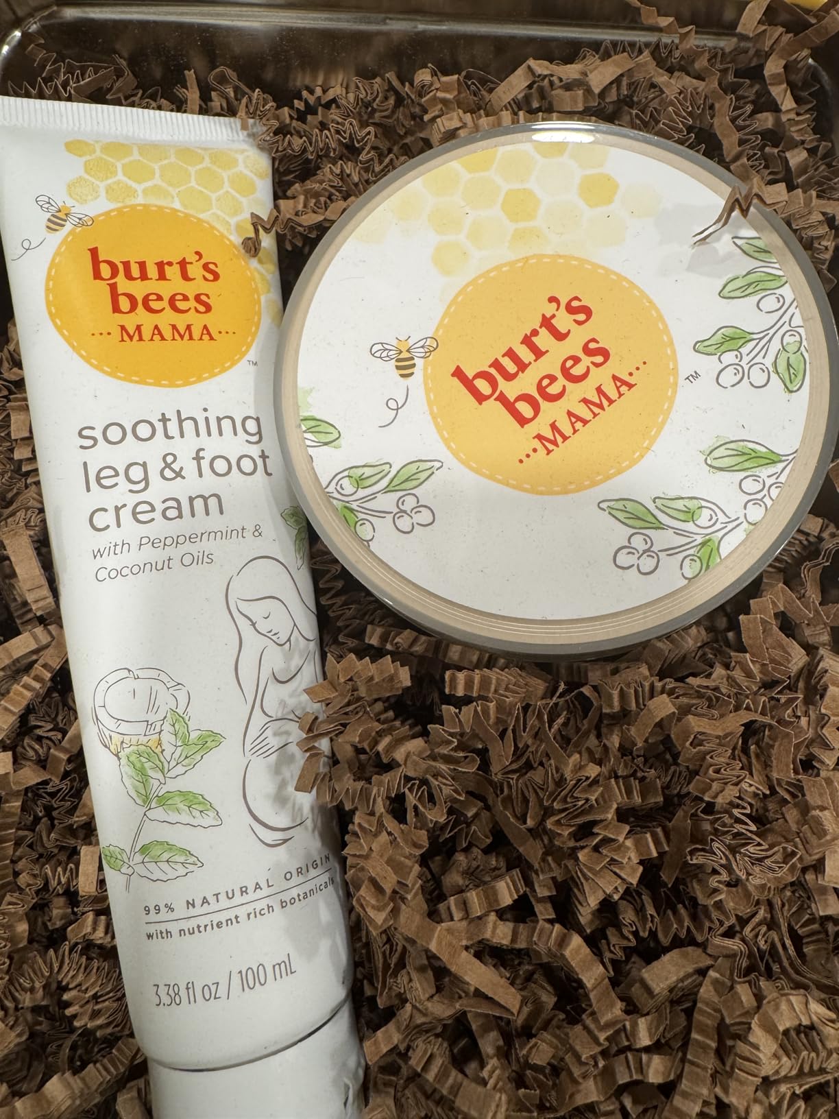 Burt's Bees Mama Gift Set, Includes Lip Balm, Leg and Foot Cream, and Belly Butter, Natural Origin Skin Care, 0.15 oz./3.38 oz./6.5 oz. customer photo 2