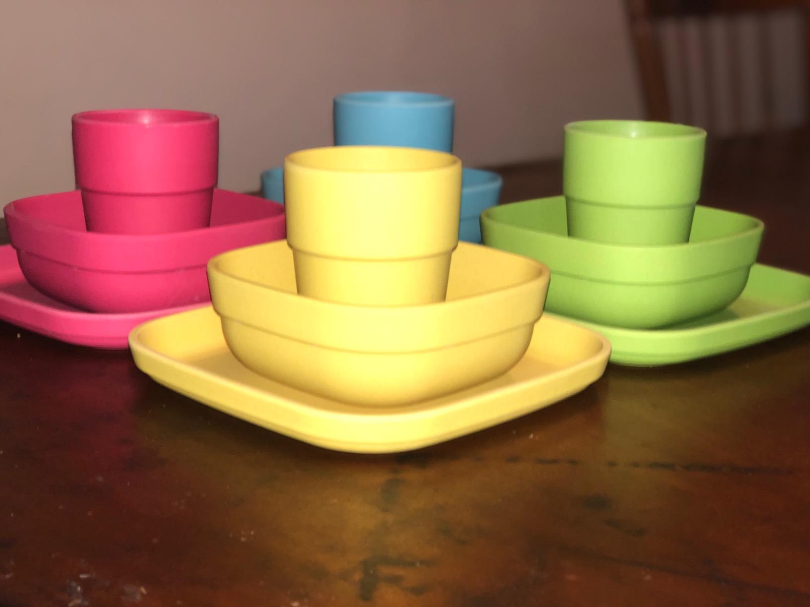 GET FRESH Bamboo Kids Bowls 4 pack set - Stackable BPA Free Dinnerware for Children - Dishwasher safe Bamboo Kids Bowls Set customer photo 1