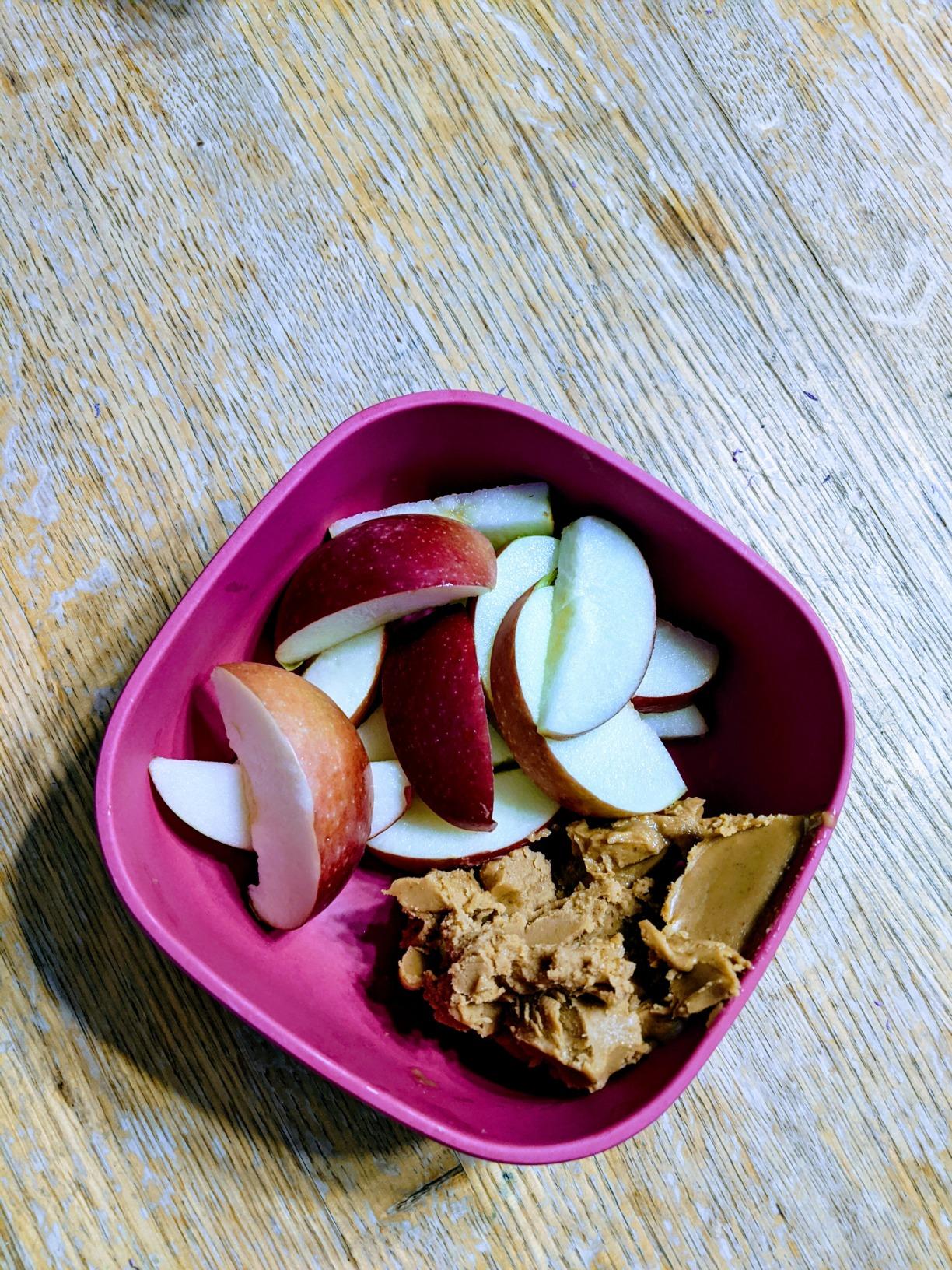 GET FRESH Bamboo Kids Bowls 4 pack set - Stackable BPA Free Dinnerware for Children - Dishwasher safe Bamboo Kids Bowls Set customer photo 2