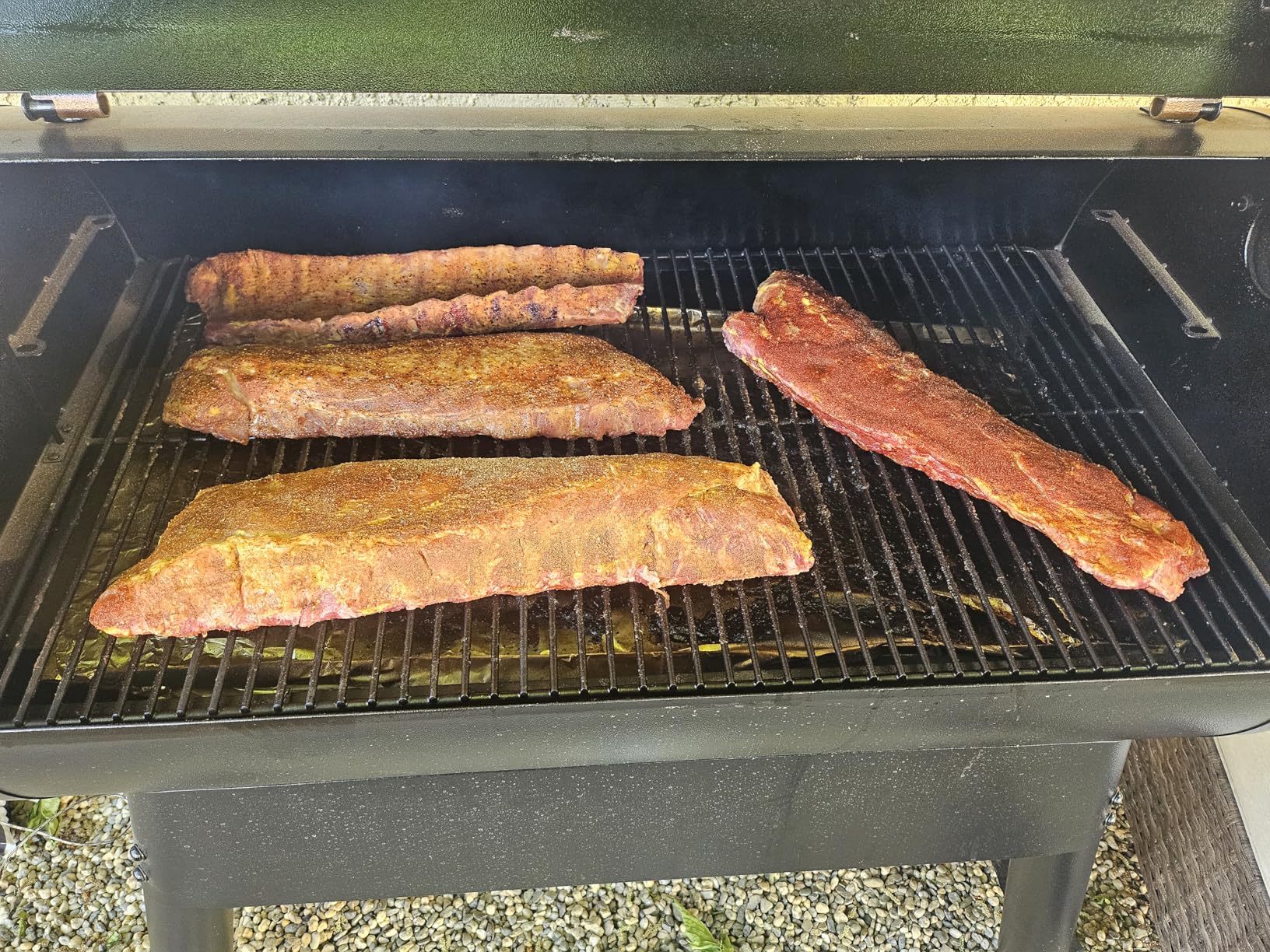 Traeger Grills Pro 34 Electric Wood Pellet Grill and Smoker, Bronze, 884 Square Inches Cook Area, 450 Degree Max Temperature, Meat Probe, 6 in 1 BBQ Grill customer photo 2