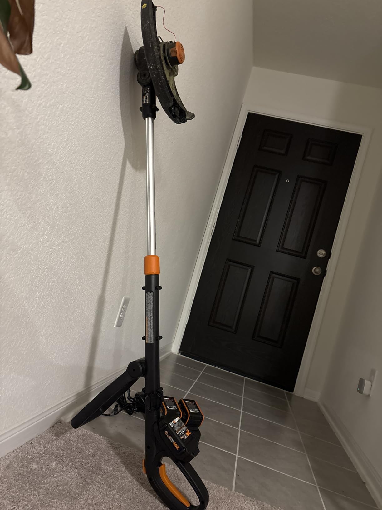 Worx 3 in 1 Cordless String Trimmer/Lawn Edger/Mini Mower, 12