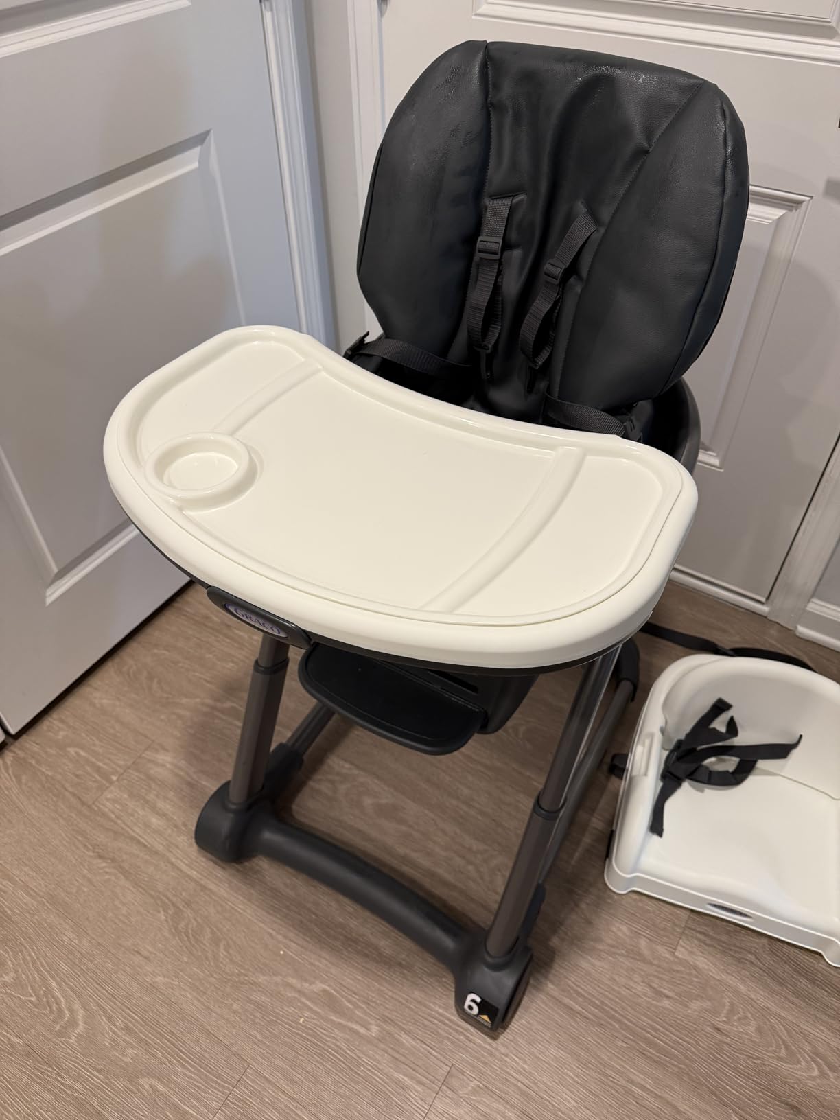 Graco Blossom 6 in 1 Convertible High Chair, Redmond customer photo 1