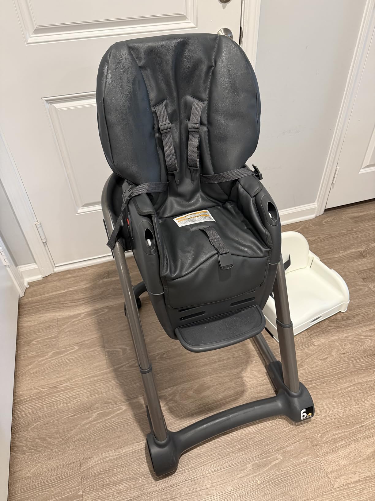 Graco Blossom 6 in 1 Convertible High Chair, Redmond customer photo 2
