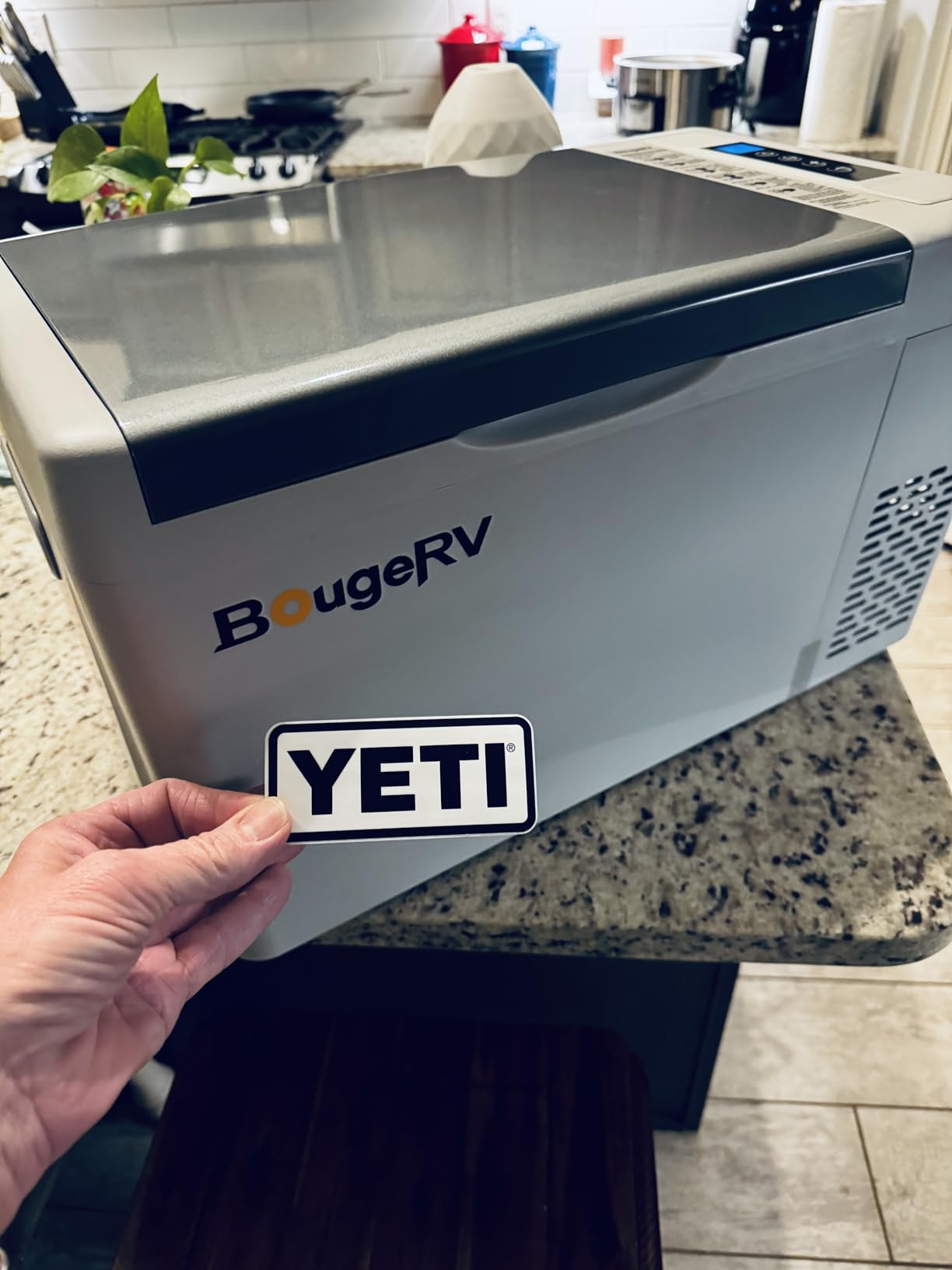 BougeRV 12v refrigerator 23 Quart, -8℉~50℉ Portable Freezer for Car, Grey customer photo 1