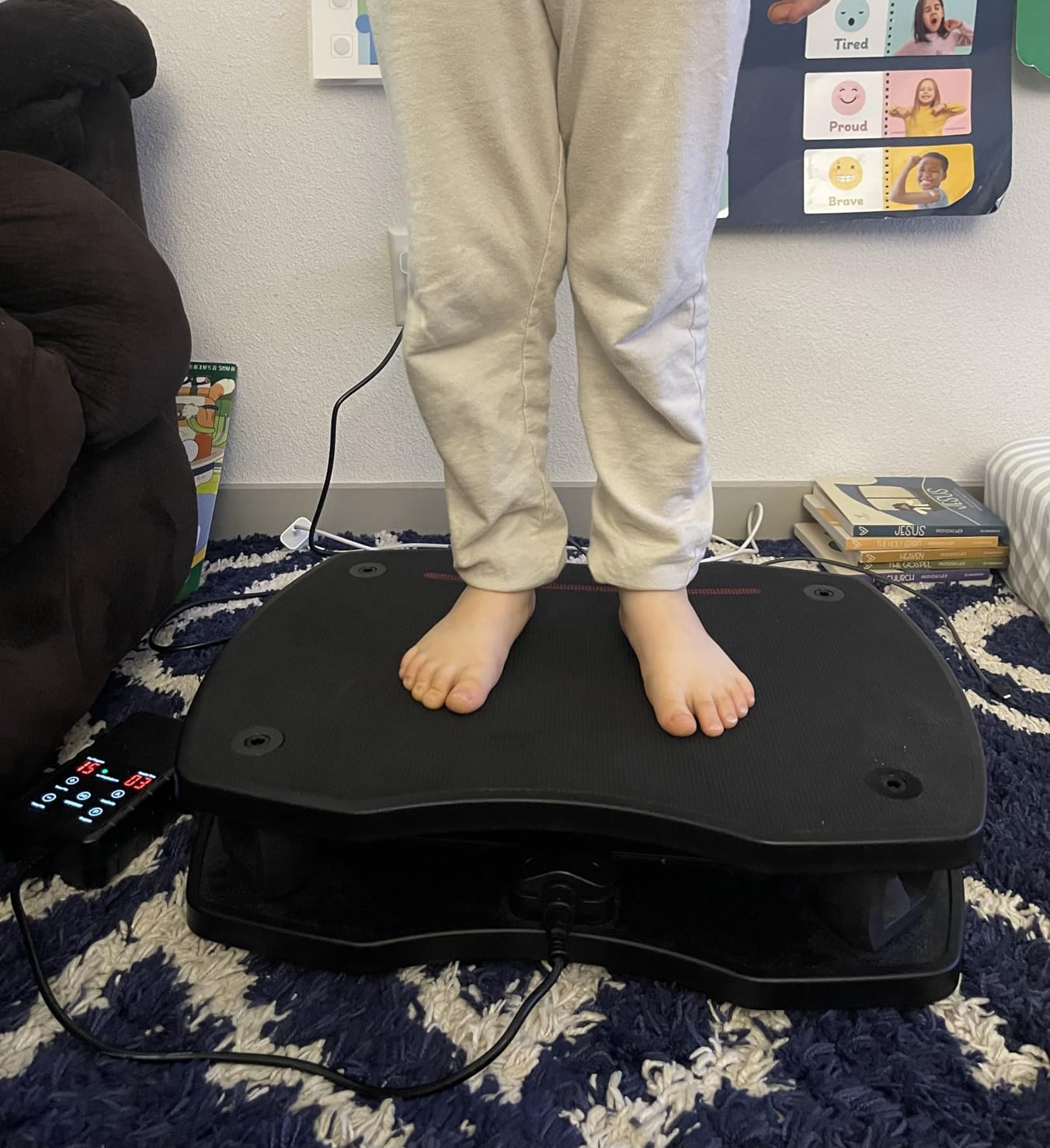 VT007 Vibration Plate Exercise Machine - High Frequency, Low Amplitude | Muscles, Bones and Nerves Training | Blood and Lymph Circulation Improvement customer photo 1