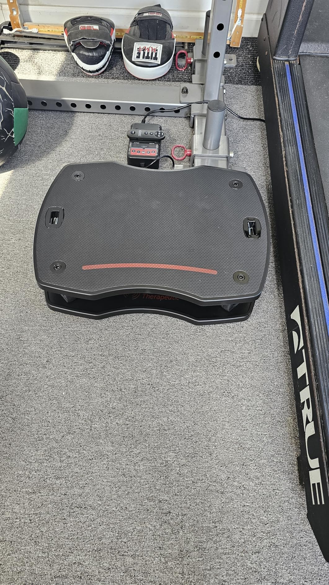 VT007 Vibration Plate Exercise Machine - High Frequency, Low Amplitude | Muscles, Bones and Nerves Training | Blood and Lymph Circulation Improvement customer photo 2