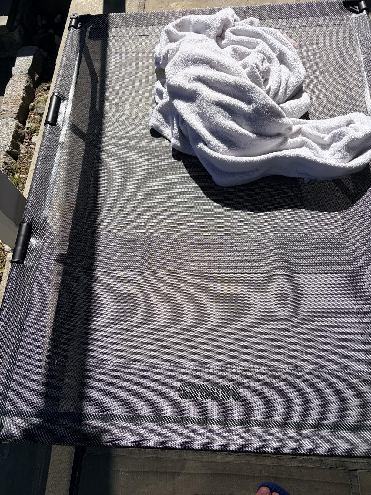 Suddus Elevated Dog Bed for Large Dogs 140lb, Breathable Cooling Raised Dog Cot with Dual Support Bars & Metal Frame, No-Slip Feet, Waterproof Pet Bed for Indoor/Outdoor, X-Large, 48 * 36 * 9in, Grey customer photo 1
