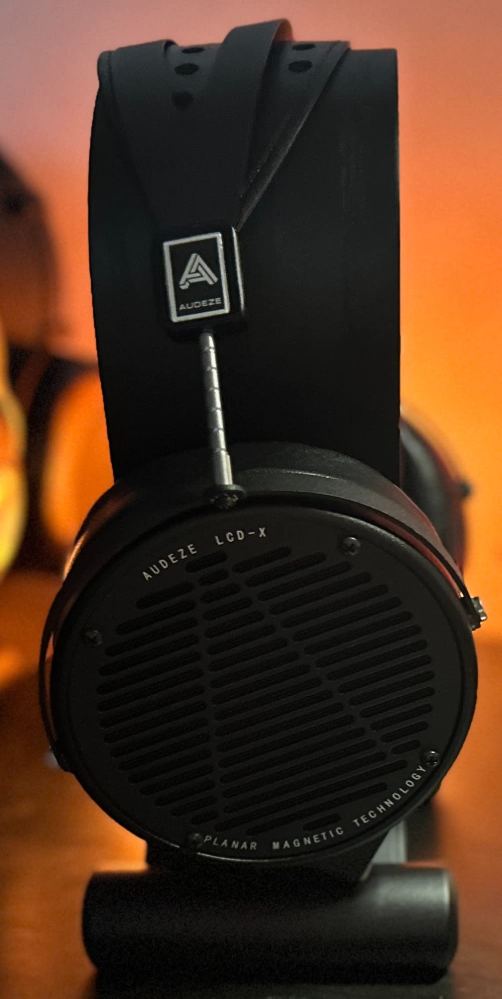 Audeze LCD-X Over-Ear Open Back Professional Headphone New 2021 and Later Version with Carry Case customer photo 1