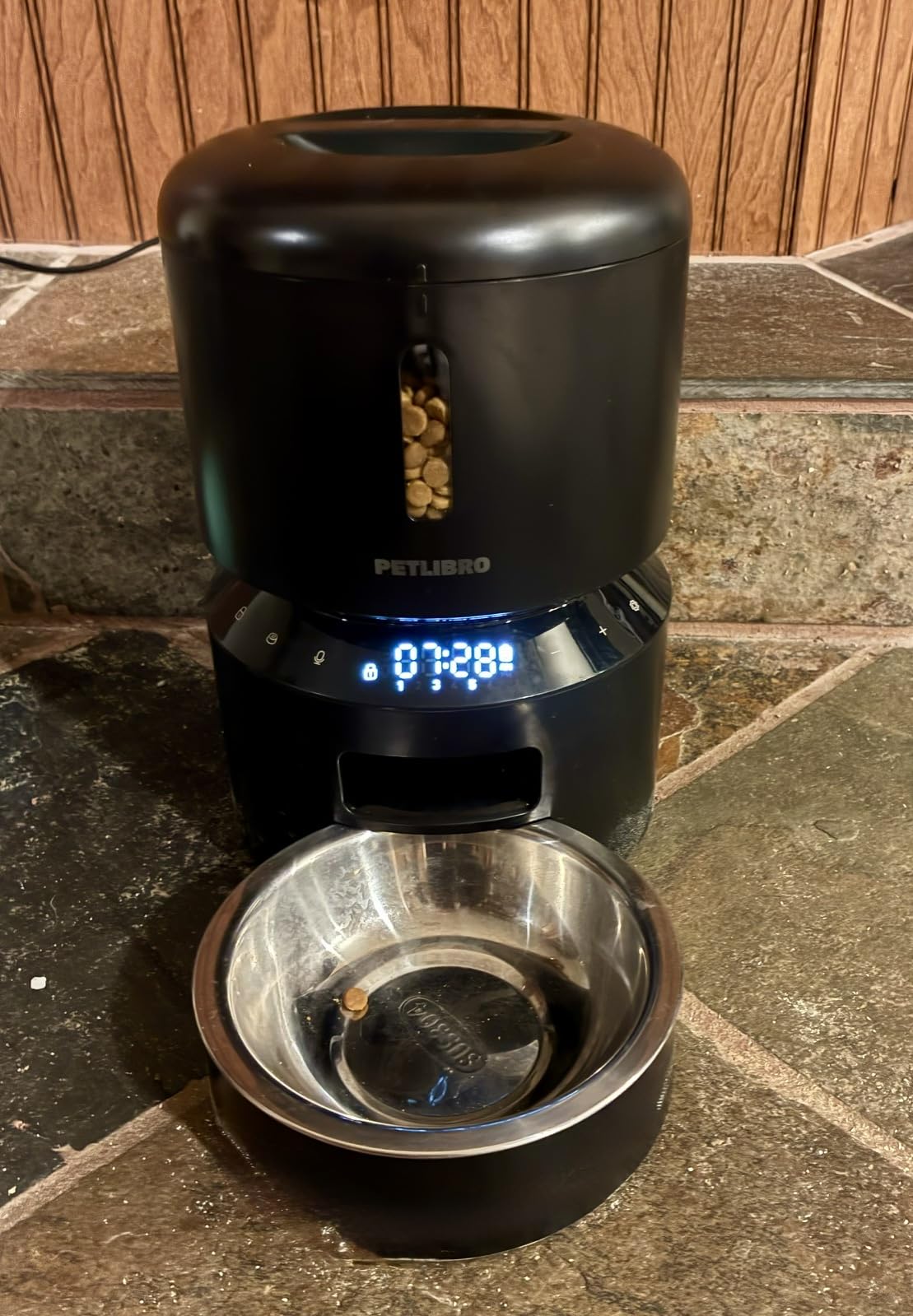 PETLIBRO Automatic Cat Feeder with Camera, 1080P HD & Night Vision, 5GHz/2.4GHz WiFi & Cam Smart Pet Feeder with App Control, 2-Way Audio, Motion Alerts for Cats & Dogs, Stainless Steel Single Tray customer photo 2