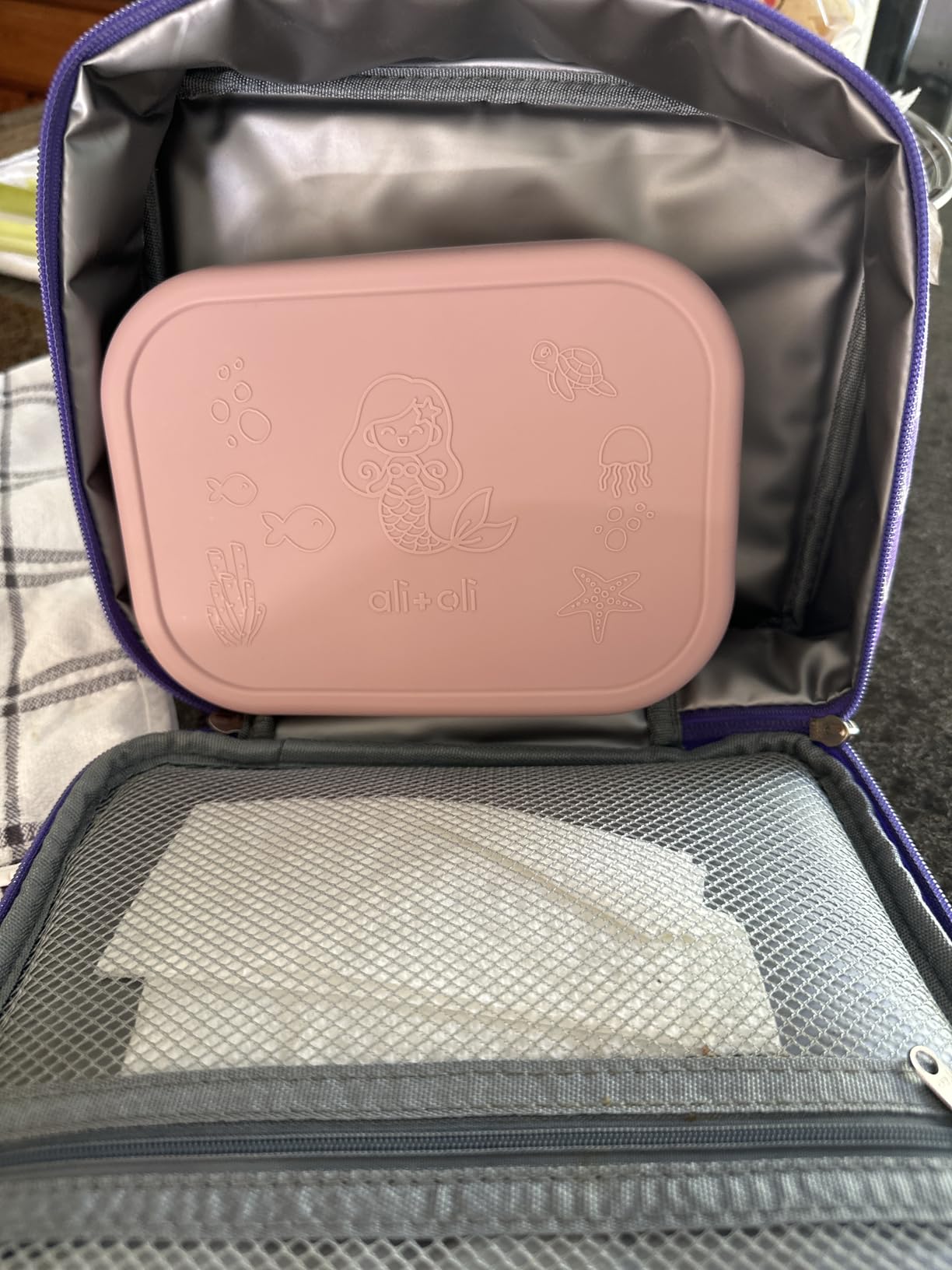 Ali+Oli Silicone Bento Box (Pine) Lunch Box for Kids, Toddlers, Preschoolers & Adults | BPA-Free and Spill-Proof | Ideal for School, and On-the-Go Meals| Perfect for Lunch, Snacks, and Meals customer photo 1