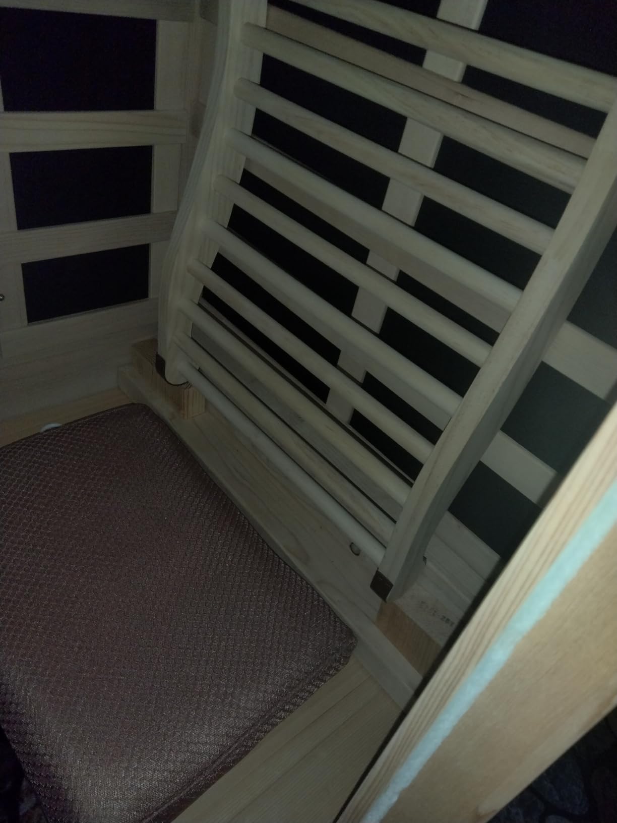OUTEXER Far Infrared Sauna Home Sauna Spa Room Canadian Hemlock Wood 1200W Indoor Saunas Low EMF 110V with 7 Color Light and Tempered Glass Door, Room: 35.2 * 27.6 * 61.6Inch customer photo 1