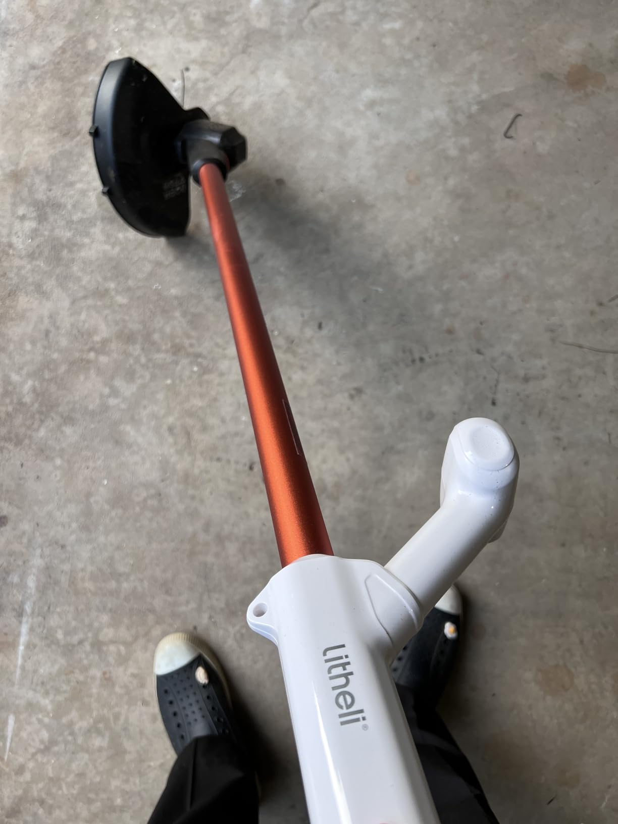 Litheli 12.1 Inch Cordless String Trimmer/Edger, 20V Weed Wacker Eater Battery Powered Grass Trimmer with Auto-Feed for Lawn Trimming/Edging, with 2.0Ah Battery and Charger Included customer photo 1