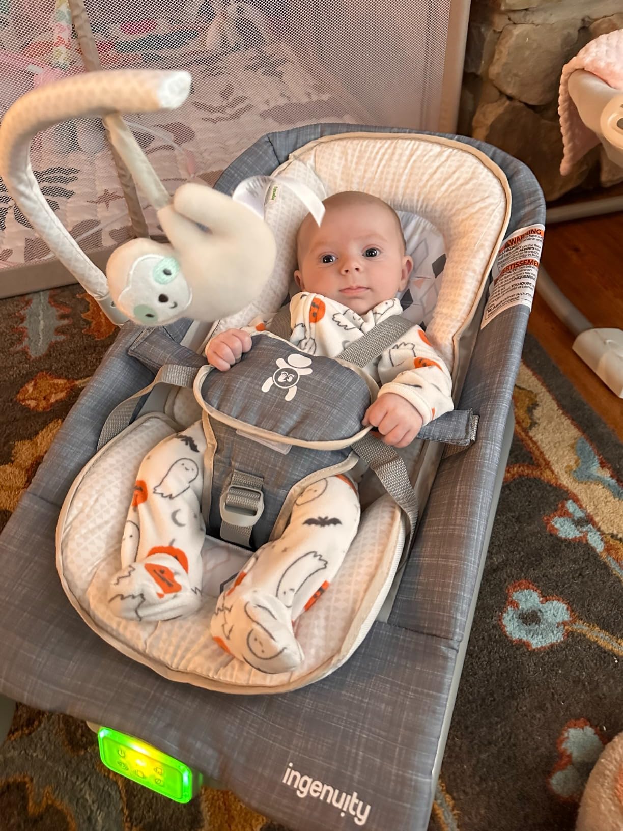 Ingenuity Gas Relief and Anti-Colic Baby Bouncer Seat and Rocker, Gentle Belly Massage to Relax and Soothe Bellies, Instant Tummy Soother, 20 Songs and Melodies - Parker customer photo 2