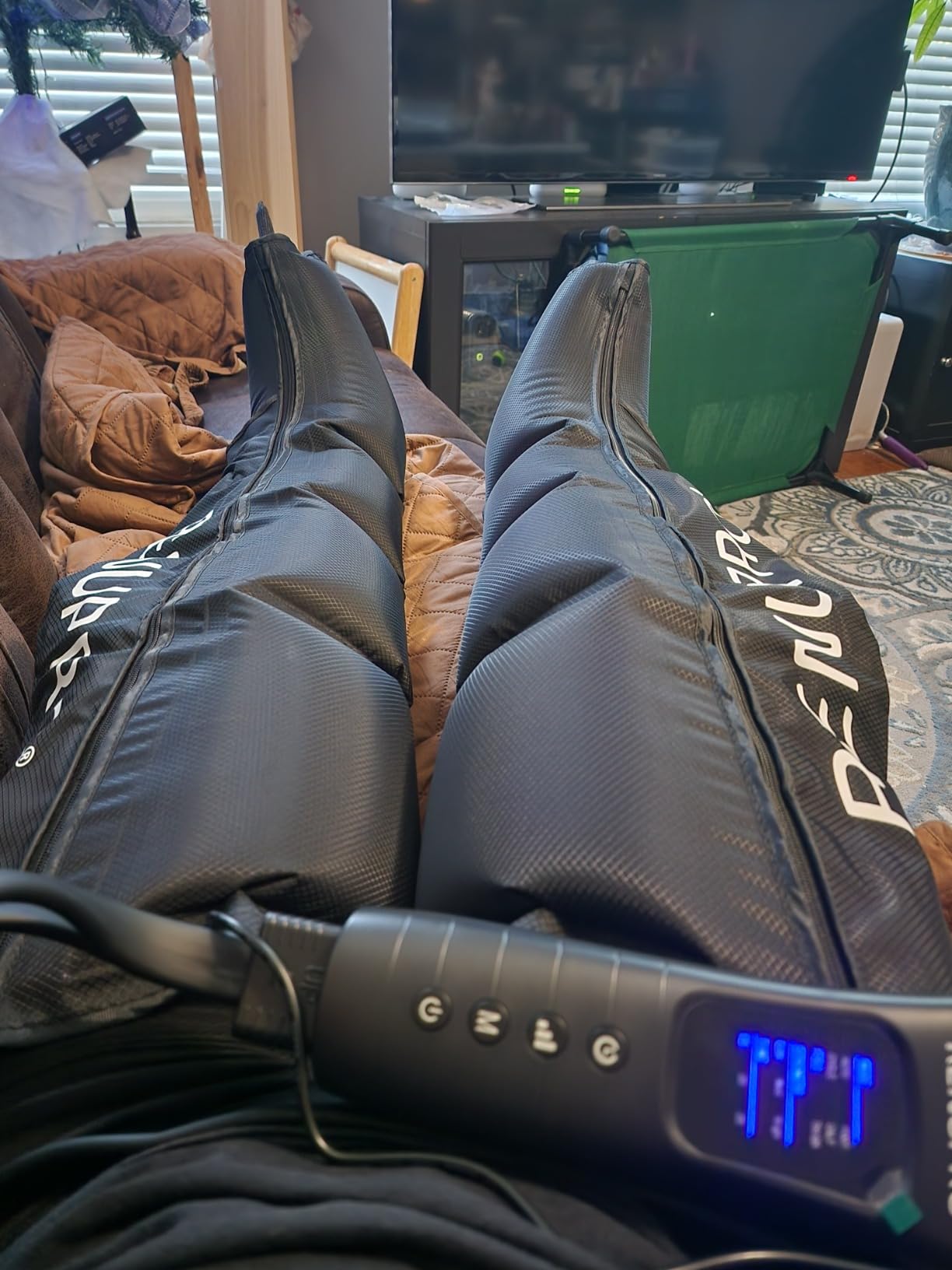 Professional Leg Compression Massager for Circulation Improvement and Faster Recovery - Air Compression Boots, Leg Massager Device for Athletes USA Owned customer photo 2