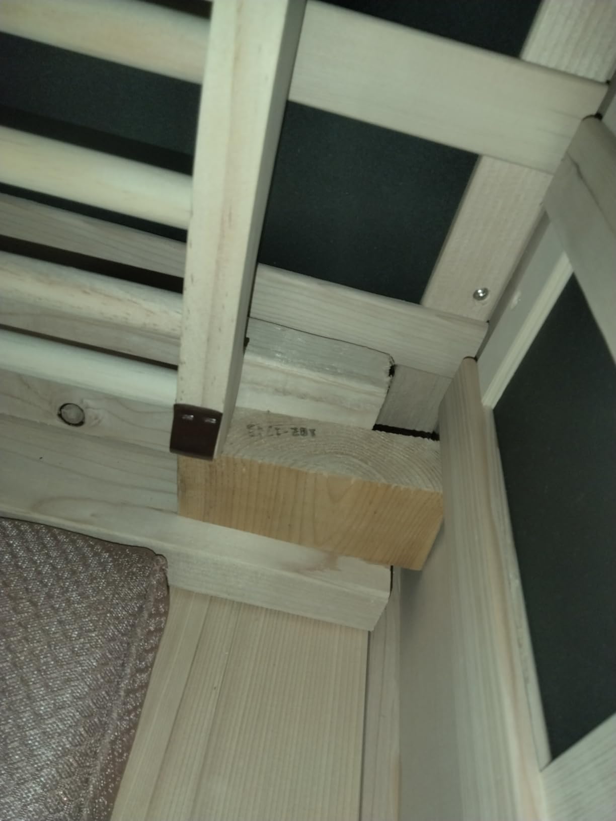 OUTEXER Infrared Sauna Room Indoor Saunas Home Obeche Wood 900W Low-EMF Dry Saunas Single Person Spa with 7 Color Light 32.3 * 28.3 * 61.4 inch customer photo 2