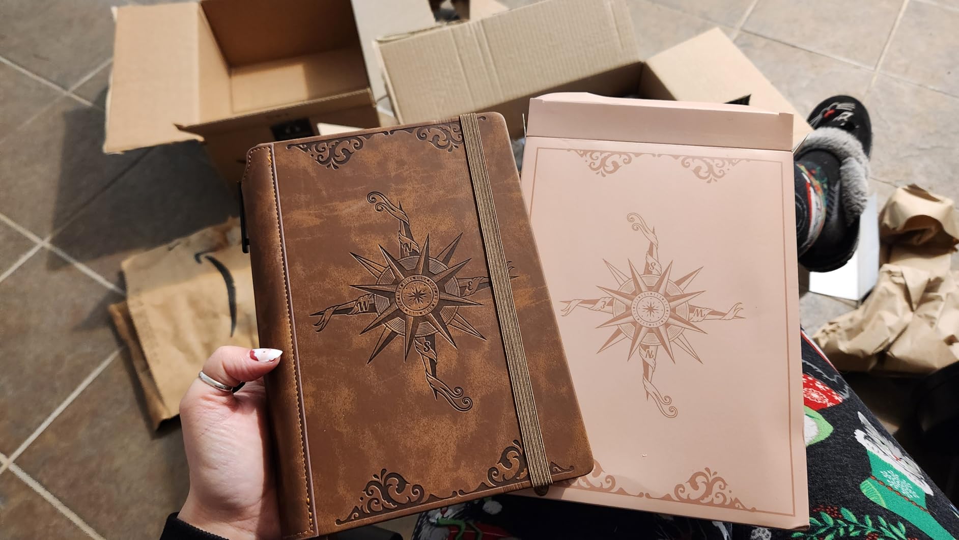 CAGIE Compass Leather Notebook Journal for Men, 100 GSM 288 Pages Lined Journals for Writing, A5 Hardcover Journaling Notebooks Gift Set with Pen for Travel Office Daily Writing customer photo 2