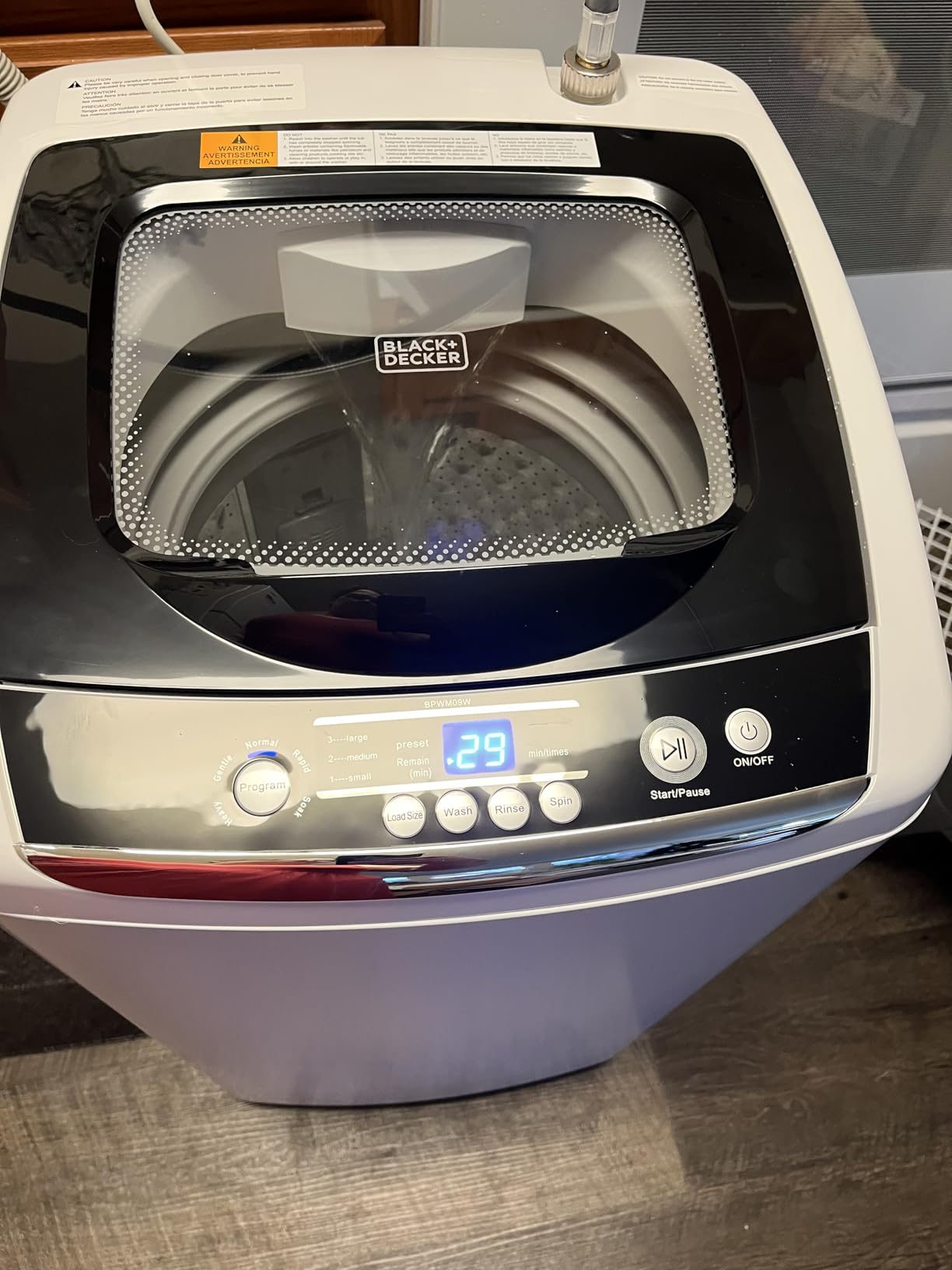 BLACK+DECKER 4.5 Cu. Ft. Front Load Washer, Full Size Washing Machine with 12 Cycles, ENERGY STAR certified Washer Machine, Hot & Cold Inlet Hoses, LED Display, 120V, BFLW45M, White customer photo 2