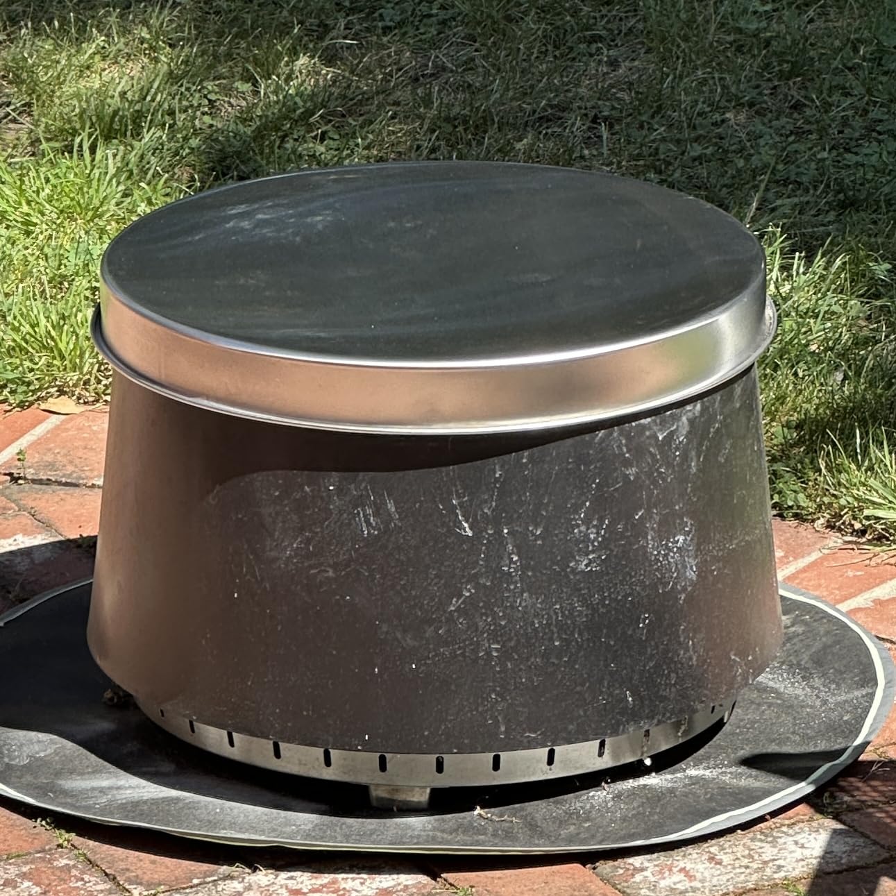 VEVOR Smokeless Fire Pit Stove Bonfire, H: 17 in x Dia: 28 in, Wood Burning Fireplaces with Removable Ash Pan, SUS430 Stainless Steel Inner Portable Outdoor Firepit, for Outdoor Patio Camping, Black customer photo 1