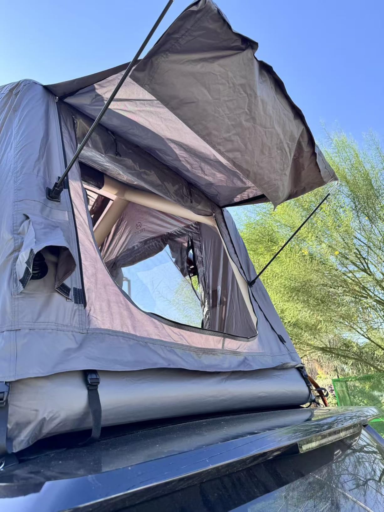 Nice C Inflatable Rooftop Tent with Air Mattress & Ladder, SUV Truck Car Tent for Camping, Easy Setup Pop-Up Camping Car Roof Tents with Pump, Waterproof Windproof Overland Tents (Black&Grey) customer photo 2