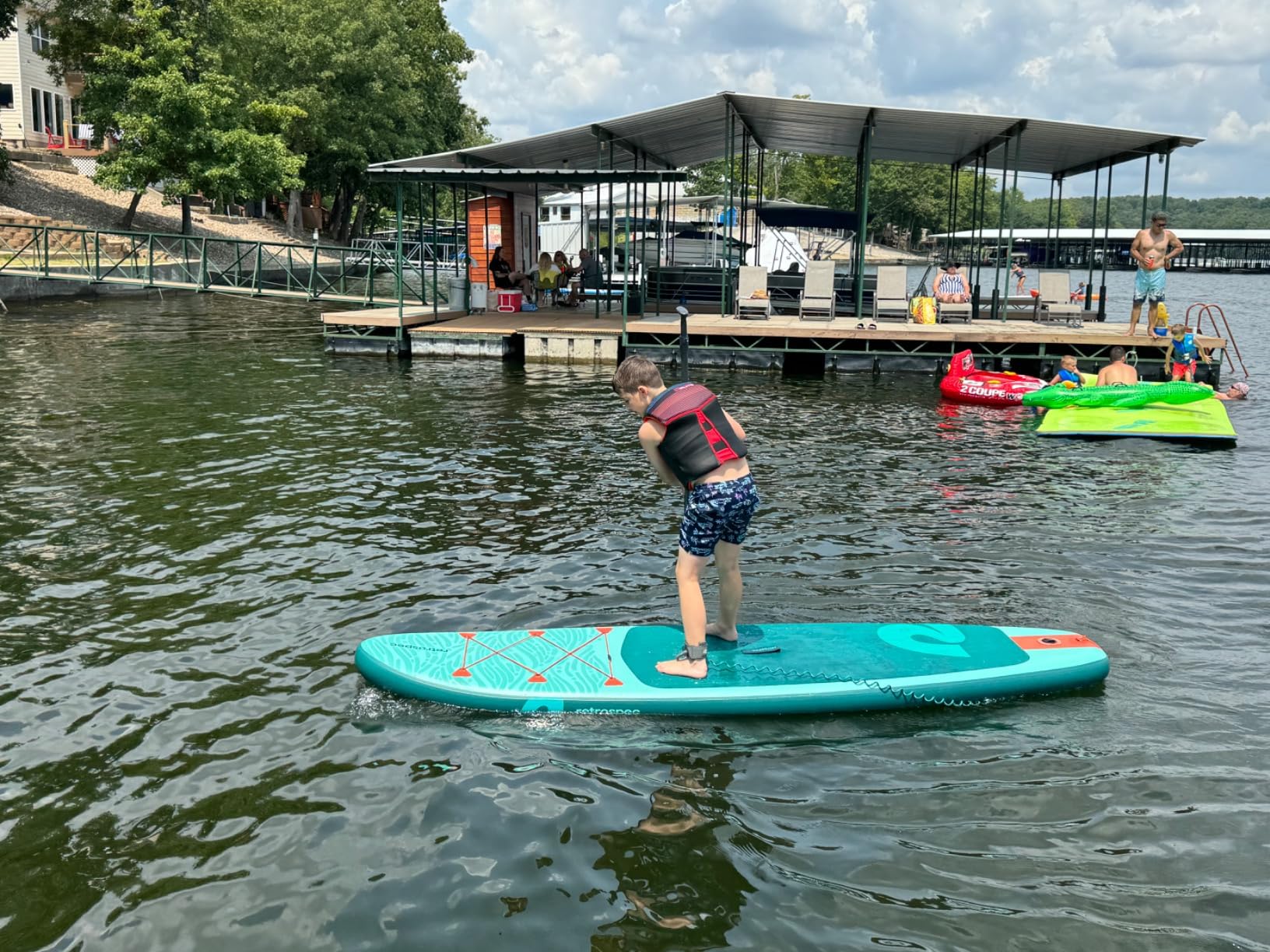 Retrospec Weekender Inflatable Stand Up Paddle Board Includes Paddle, Pump, and Accessories 10'6
