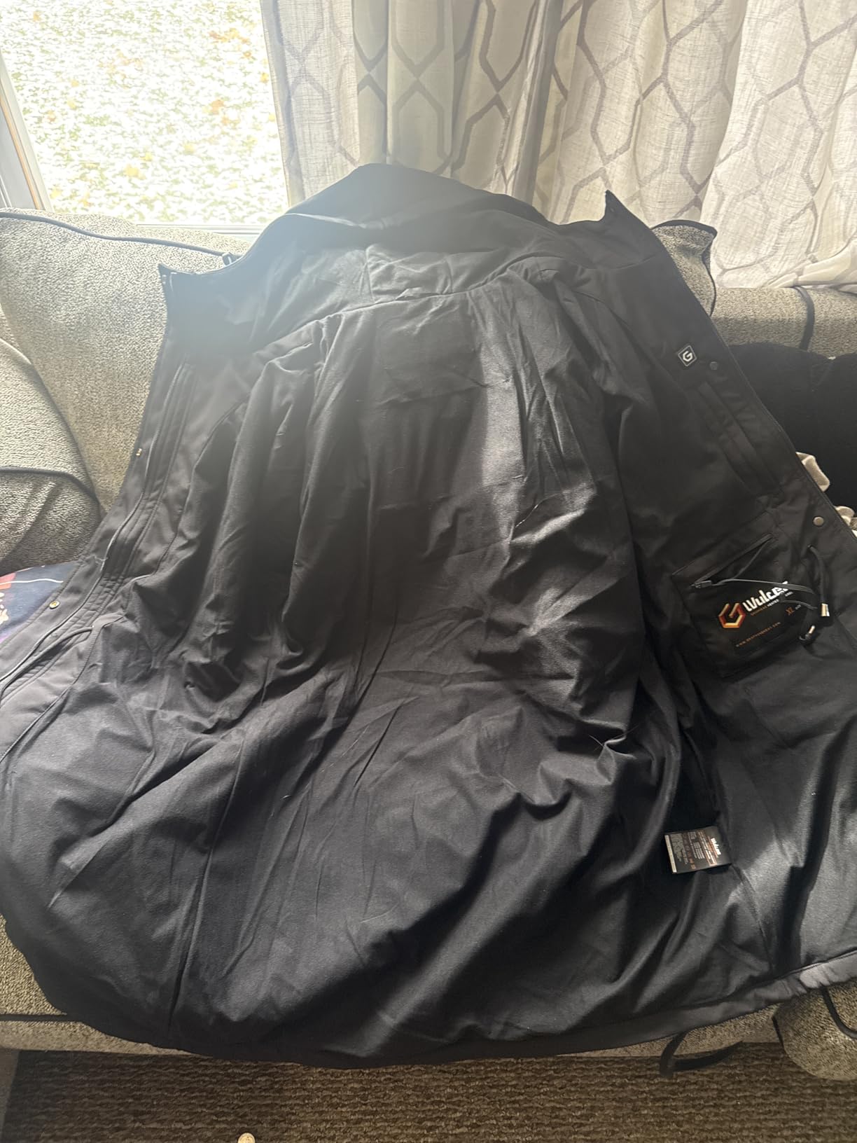 Wulcea Graphene Heated Softshell Jacket for Women 12V Fast Charge 18400mAh Large Capacity customer photo 2