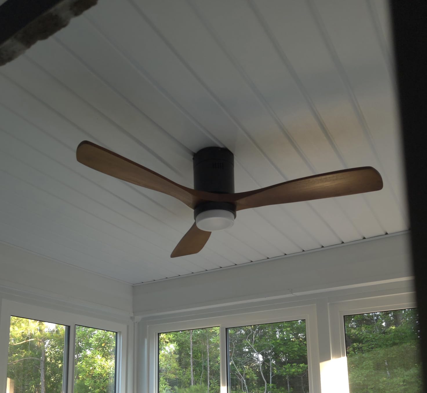 Sofucor 52 Inch Smart Ceiling Fans with Lights-Flush Mount Low Profile Modern Outdoor Solid Wood Ceiling Fans with Alexa/Google Assistant/APP/Remote Control for Bedroom/Farmhouse/Patio, Brown Black customer photo 2